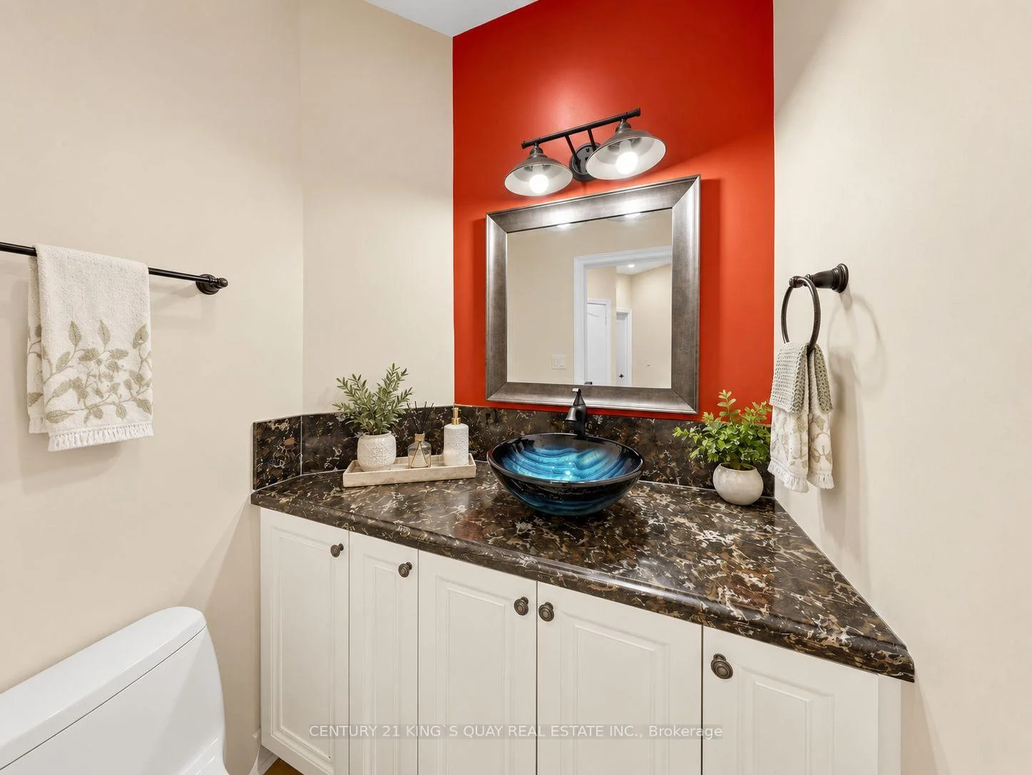 Photo 95 of 34 Looker Drive, Barrie, Holly — HOMEH
