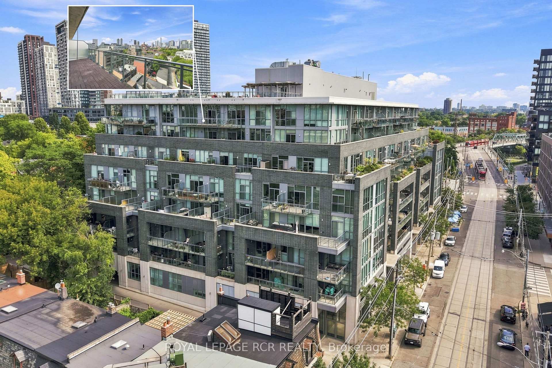 Front of Unit 804, 510 King Street E