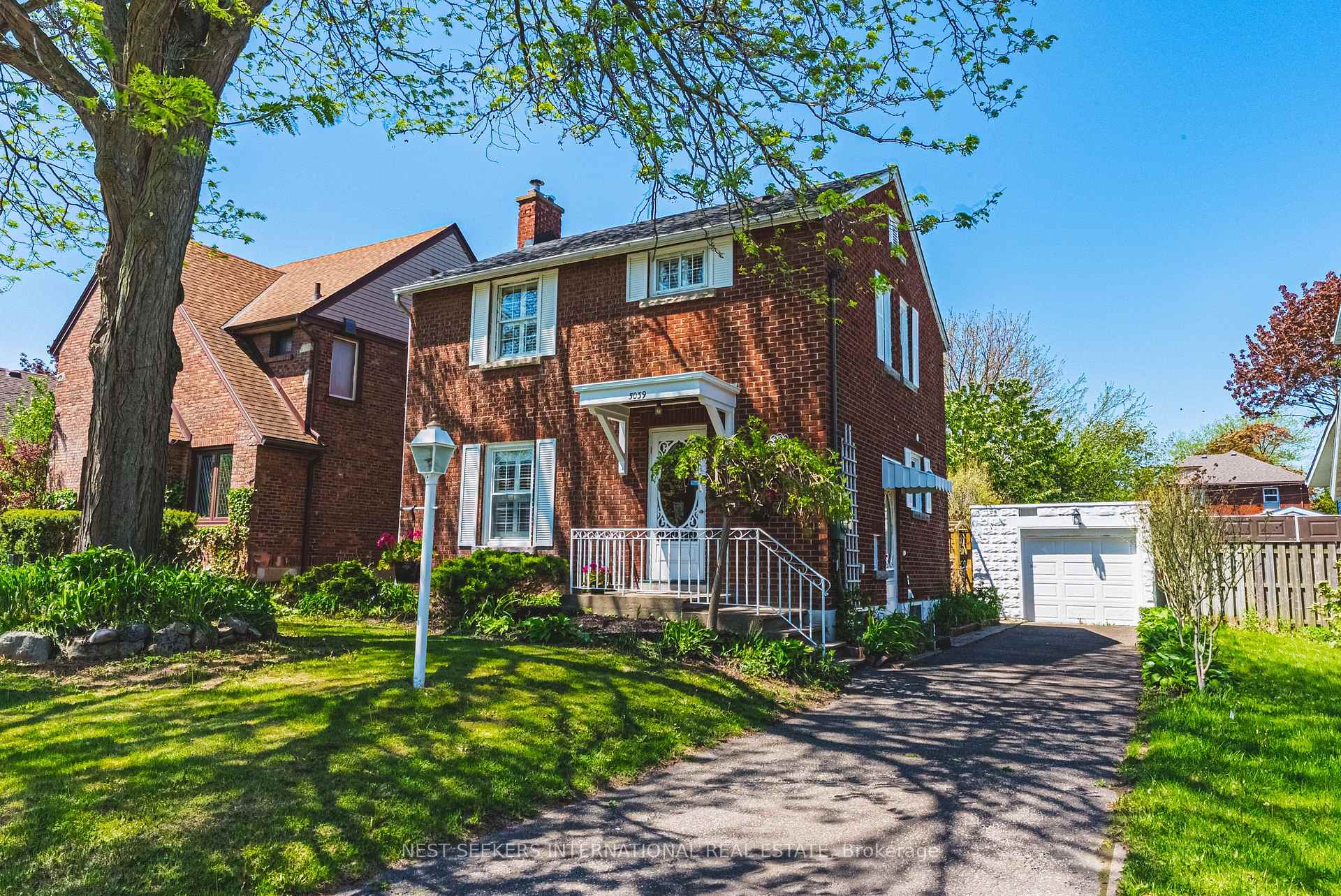 Photo 1 of 5039 Valley Way, Niagara Falls, Cherrywood — HOMEH