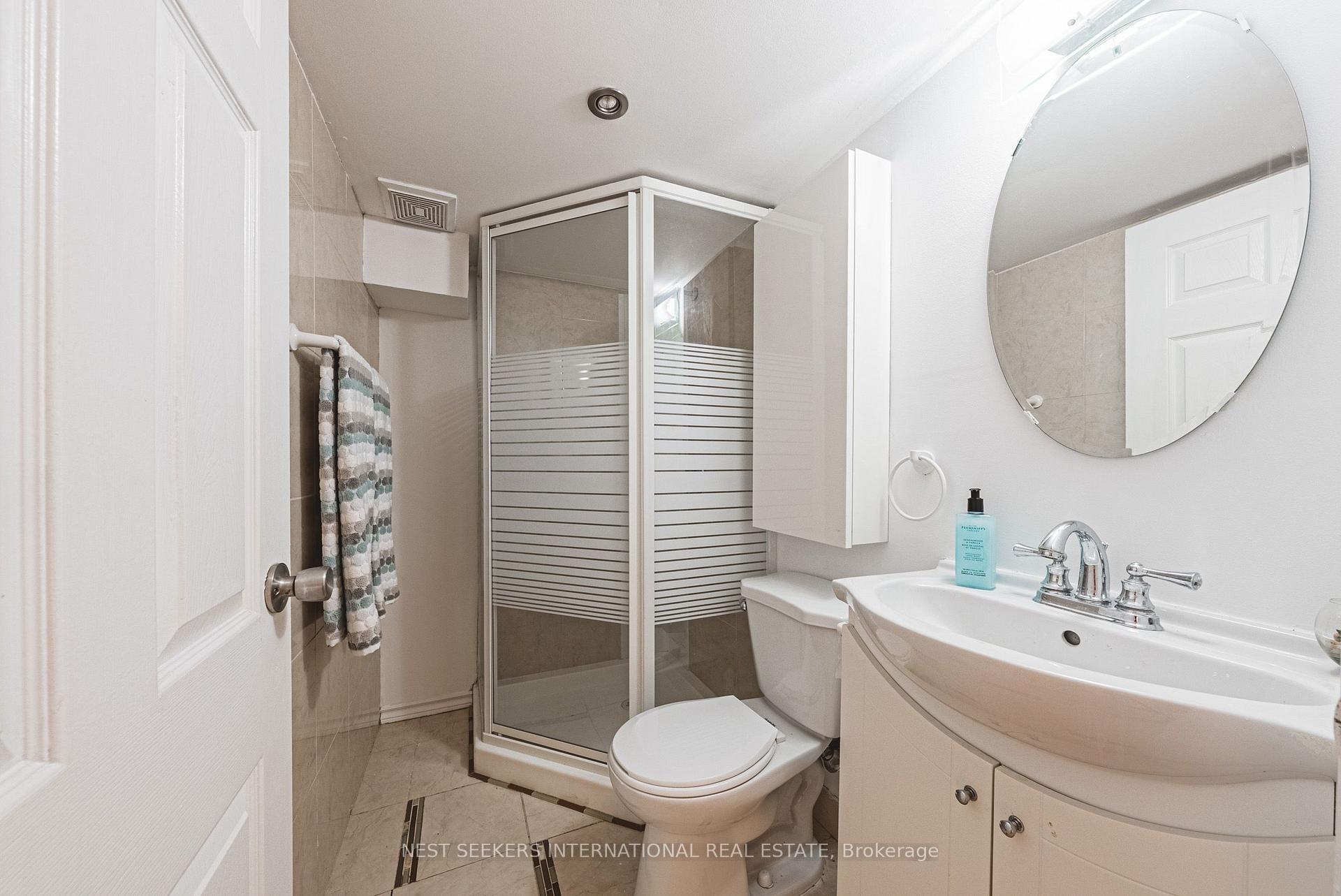 Photo 14 of 5039 Valley Way, Niagara Falls, Cherrywood — HOMEH