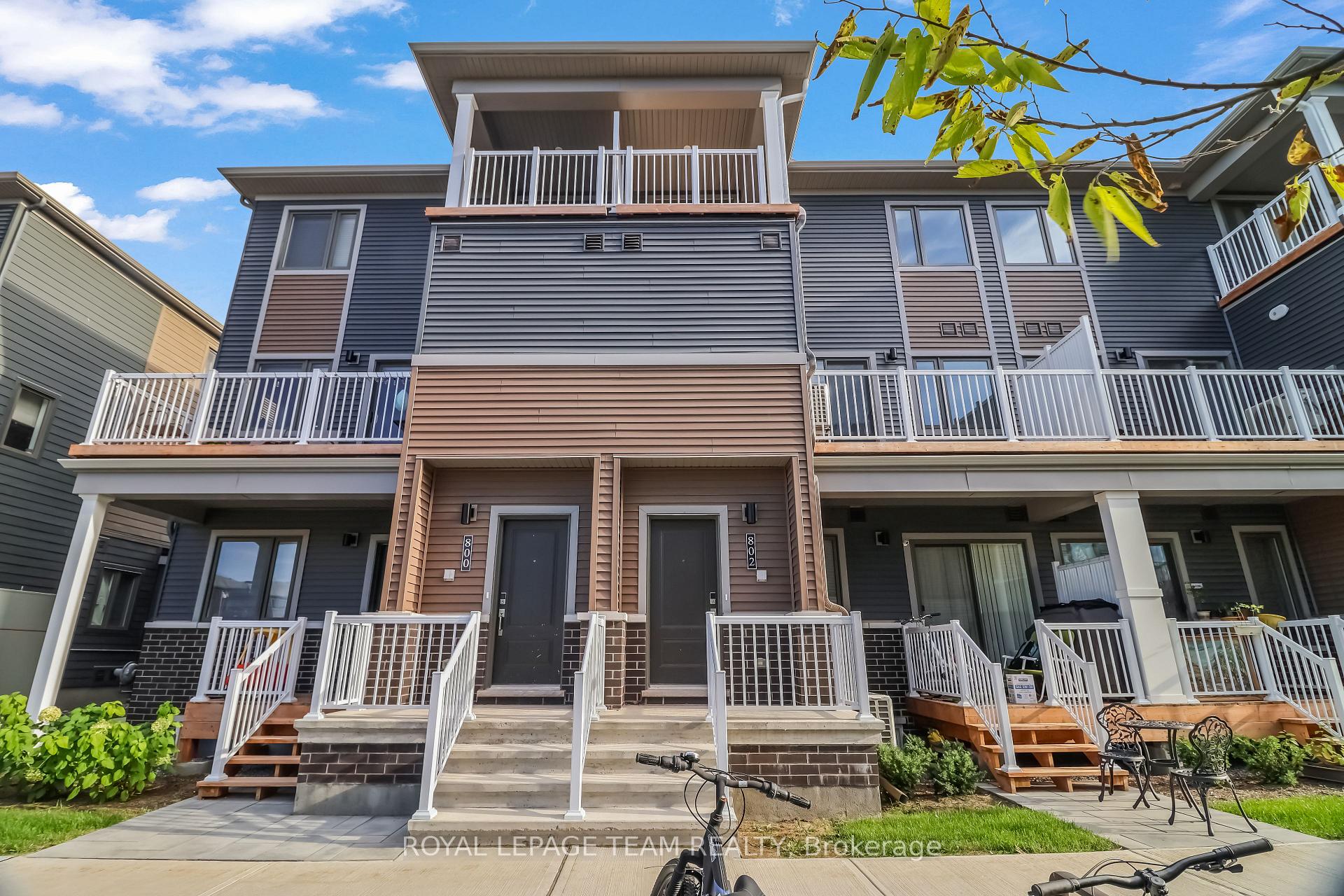 Photo 1 of 802 Parnian Private, Ottawa, Barrhaven - Half Moon Bay — HOMEH