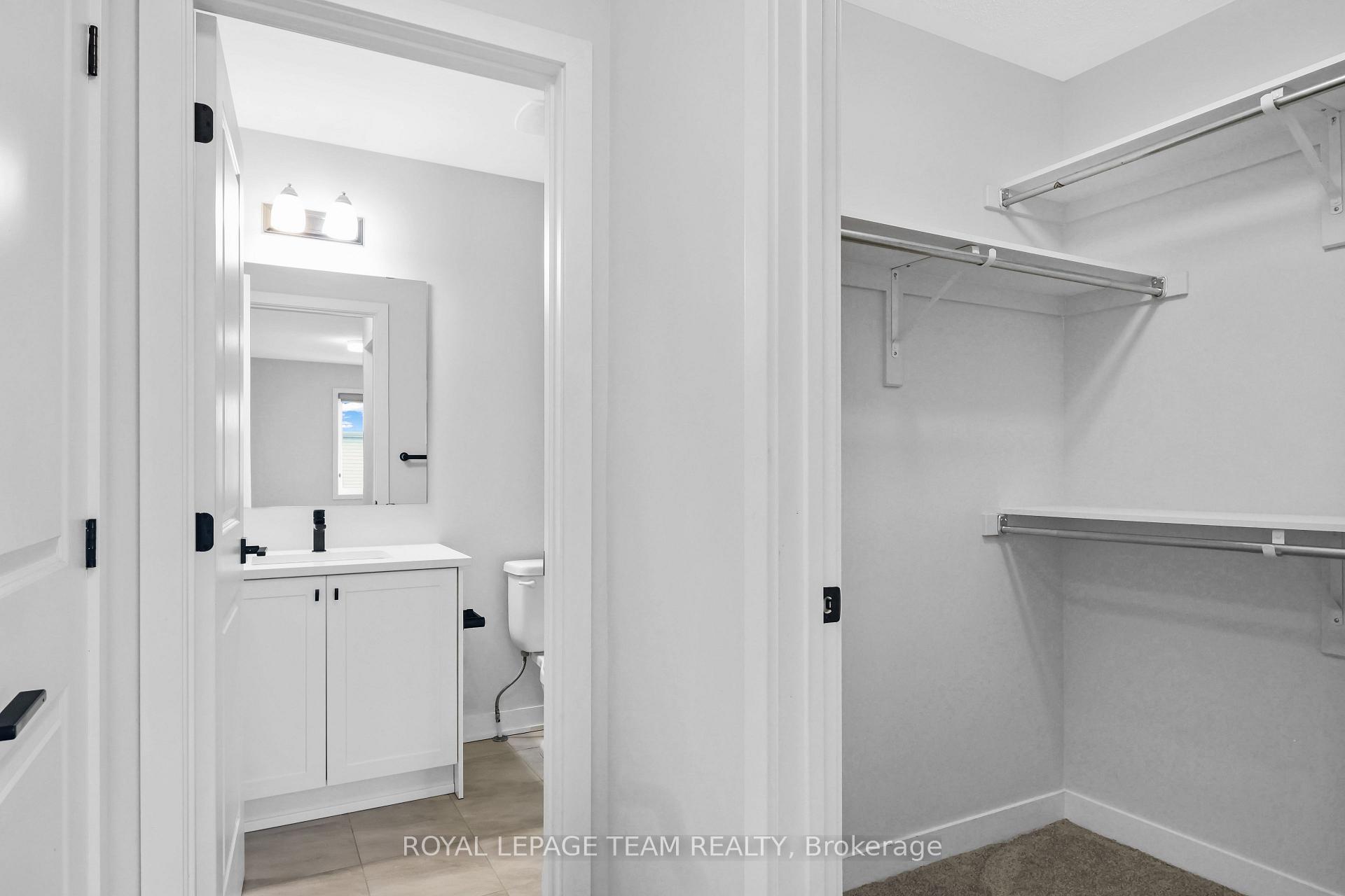 Photo 25 of 802 Parnian Private, Ottawa, Barrhaven - Half Moon Bay — HOMEH
