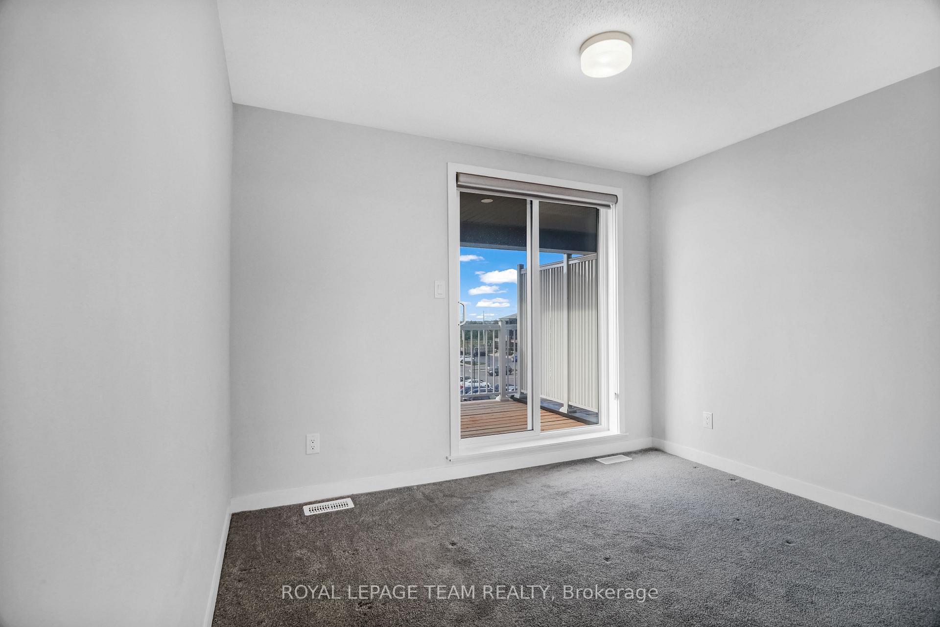 Photo 29 of 802 Parnian Private, Ottawa, Barrhaven - Half Moon Bay — HOMEH