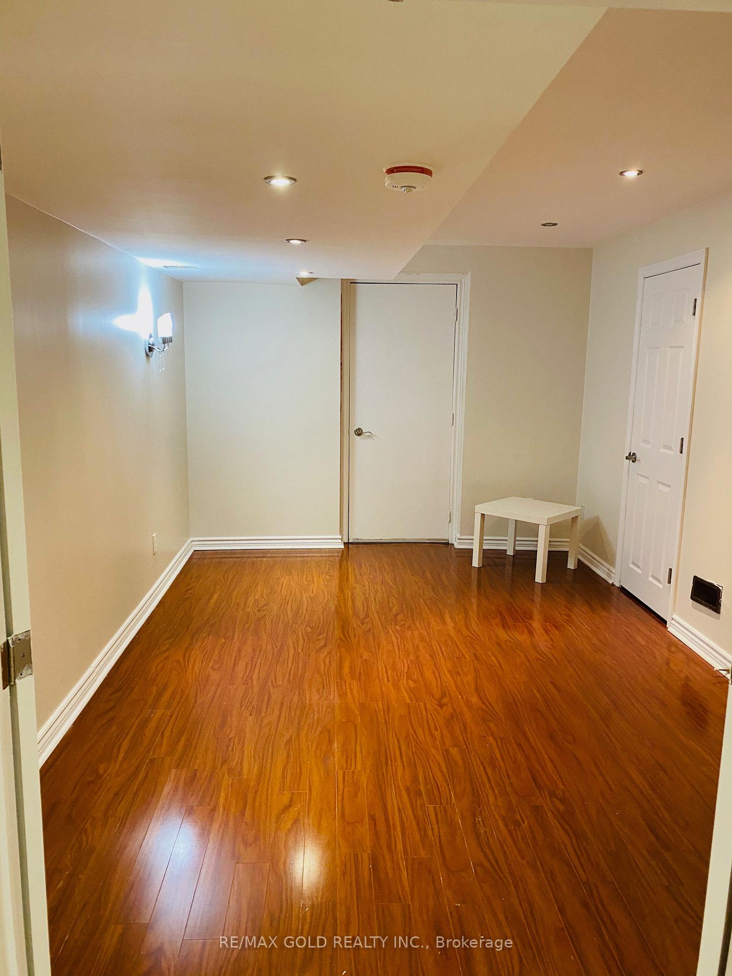 Photo 9 of Unit Basement, 102 Gardenbrooke Trail, Brampton, Bram East — HOMEH
