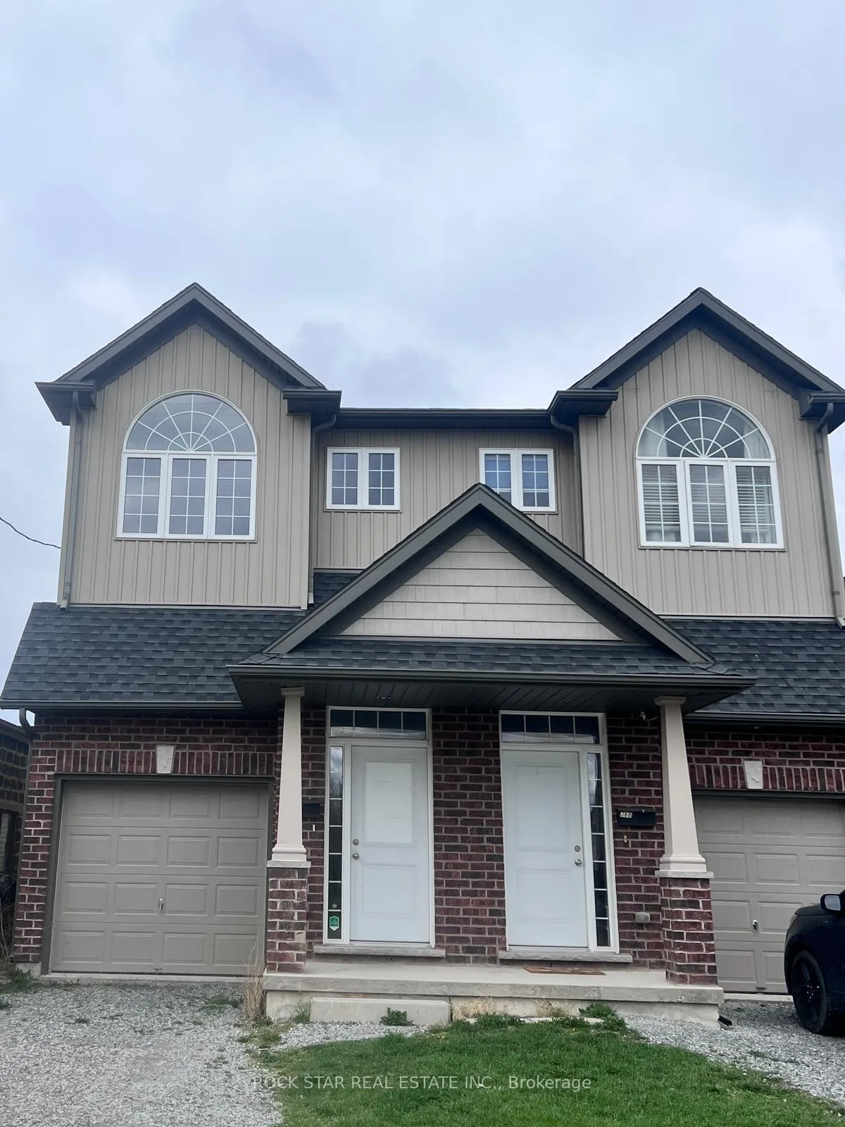 Photo 1 of 36A Kent Street, St. Catharines, Western Hill — HOMEH