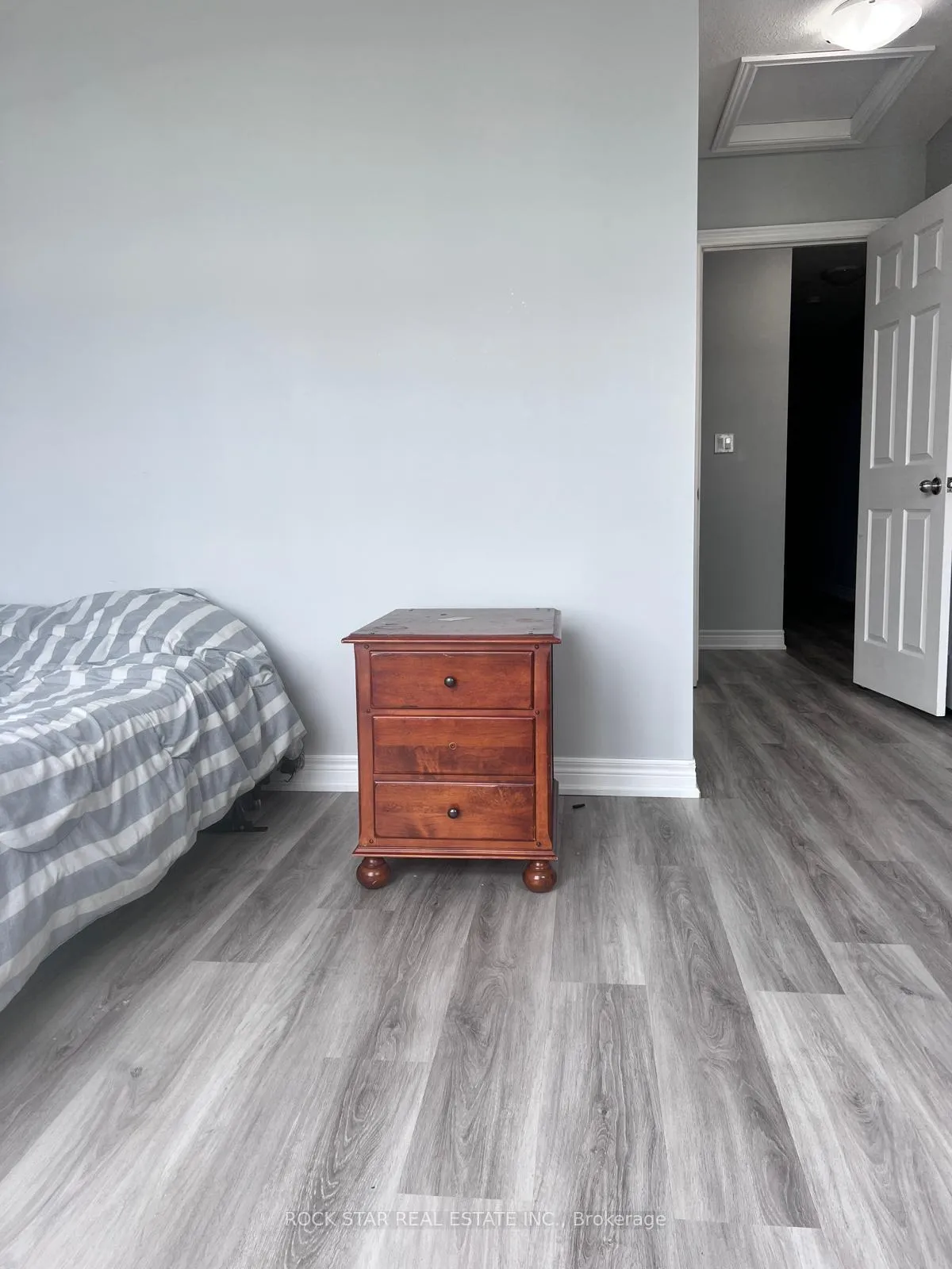 Photo 8 of 36A Kent Street, St. Catharines, Western Hill — HOMEH