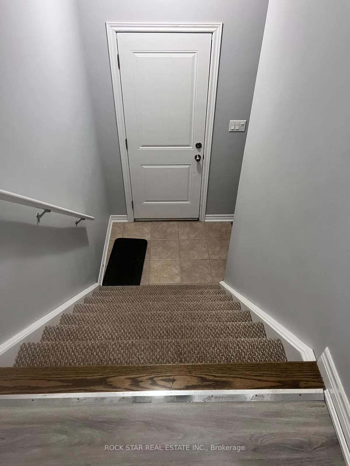 Photo 12 of 36A Kent Street, St. Catharines, Western Hill — HOMEH