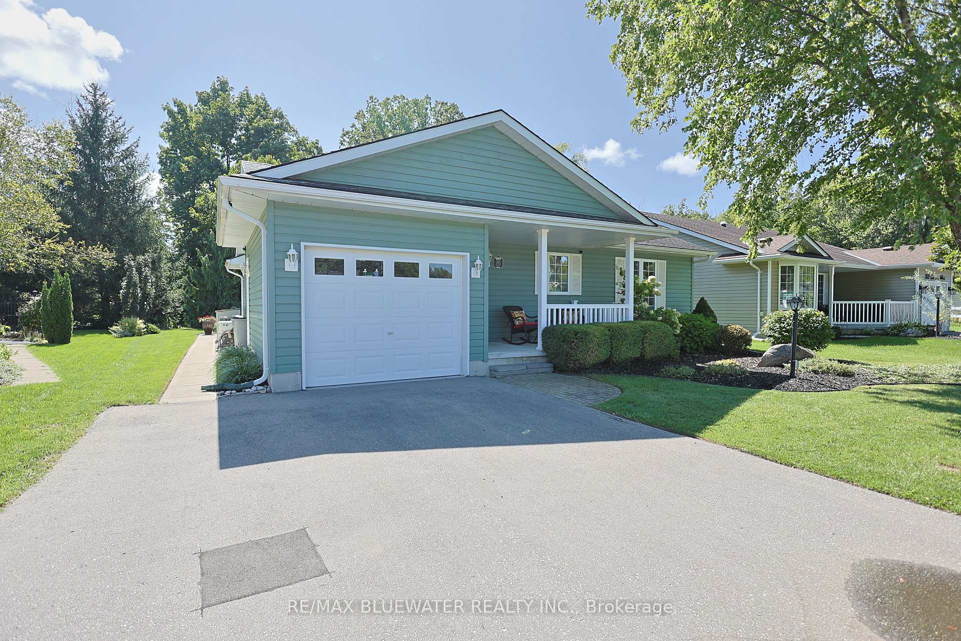 Photo 8 of 353 Shannon Boulevard, South Huron, Stephen — HOMEH
