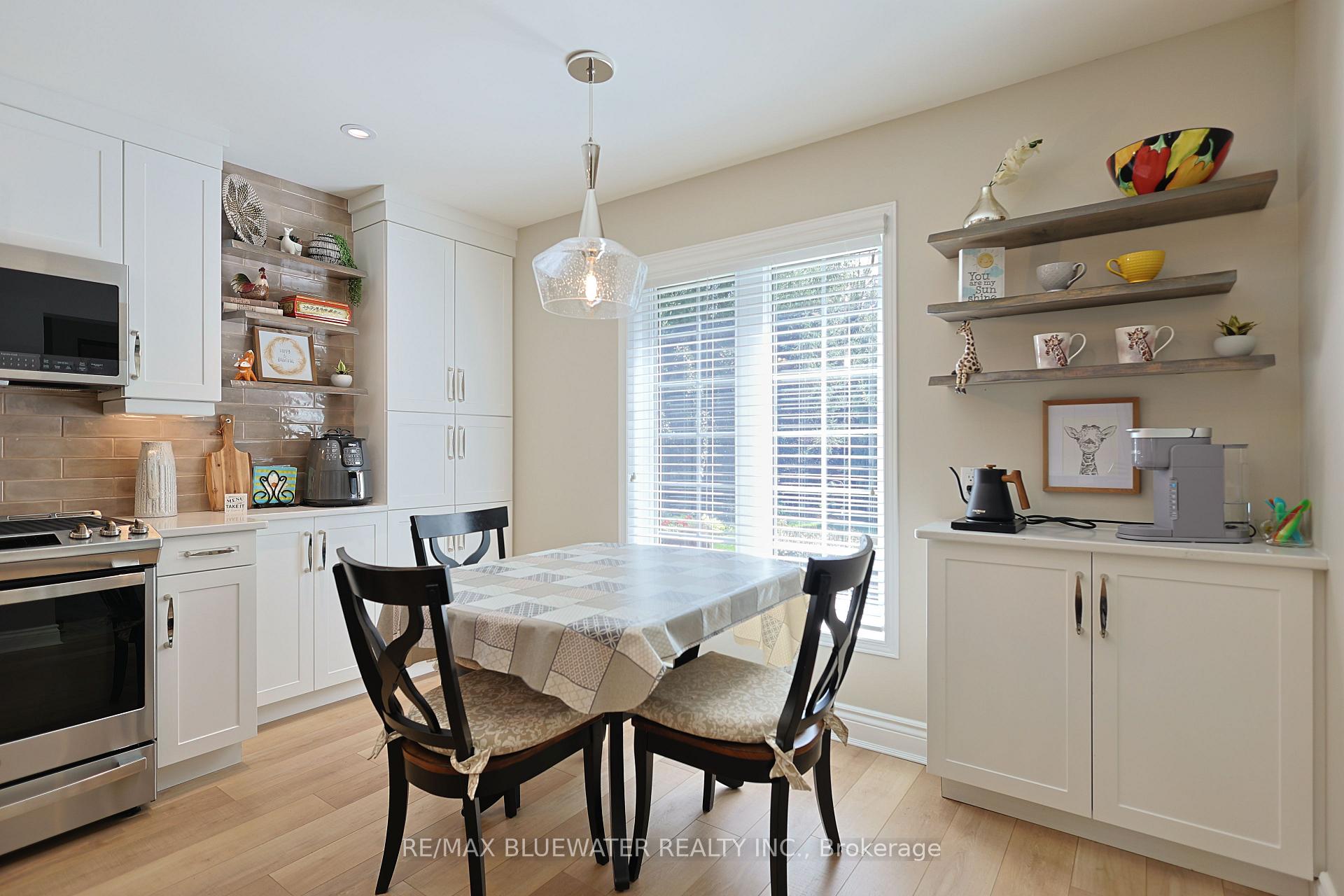 Photo 17 of 353 Shannon Boulevard, South Huron, Stephen — HOMEH