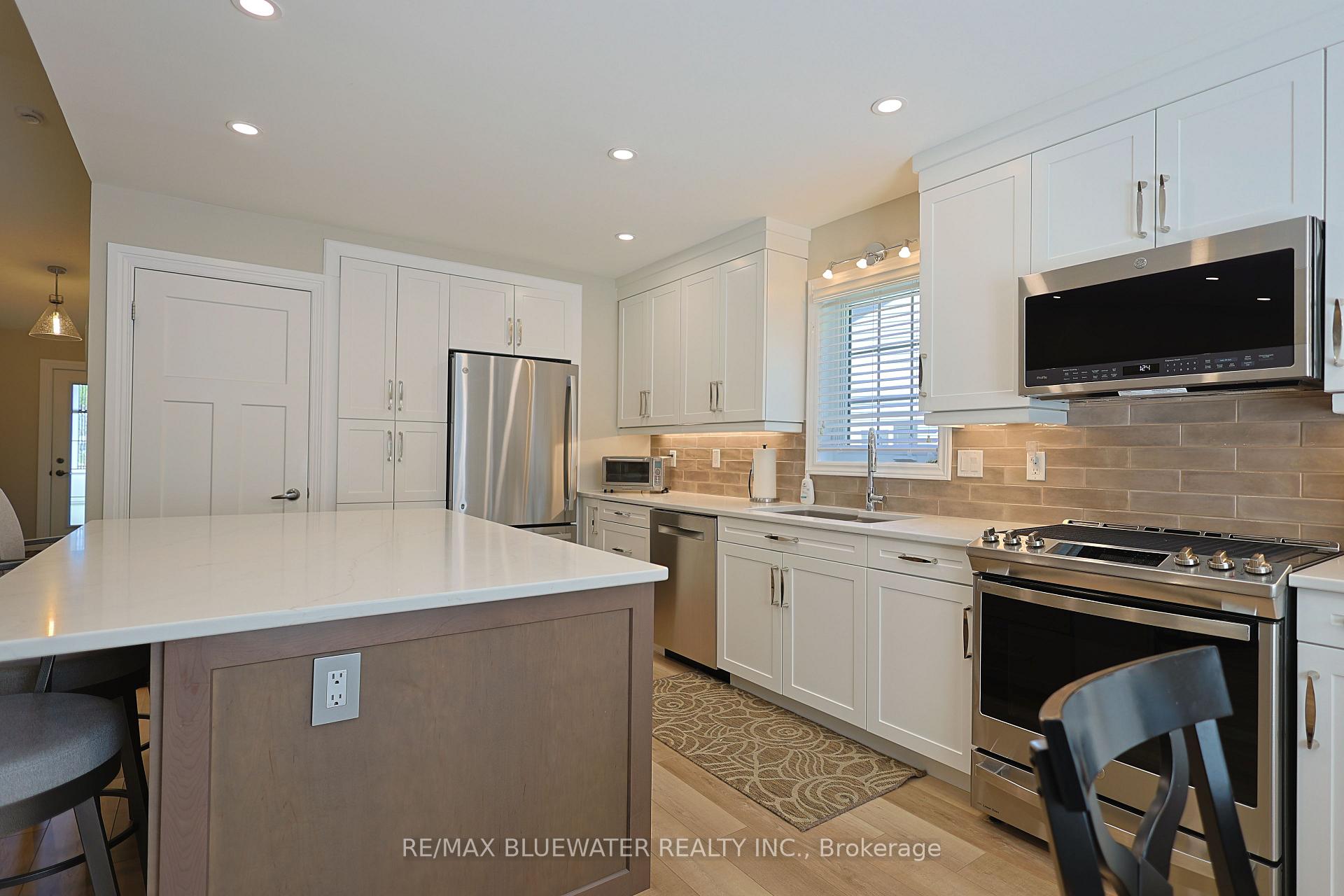 Photo 21 of 353 Shannon Boulevard, South Huron, Stephen — HOMEH