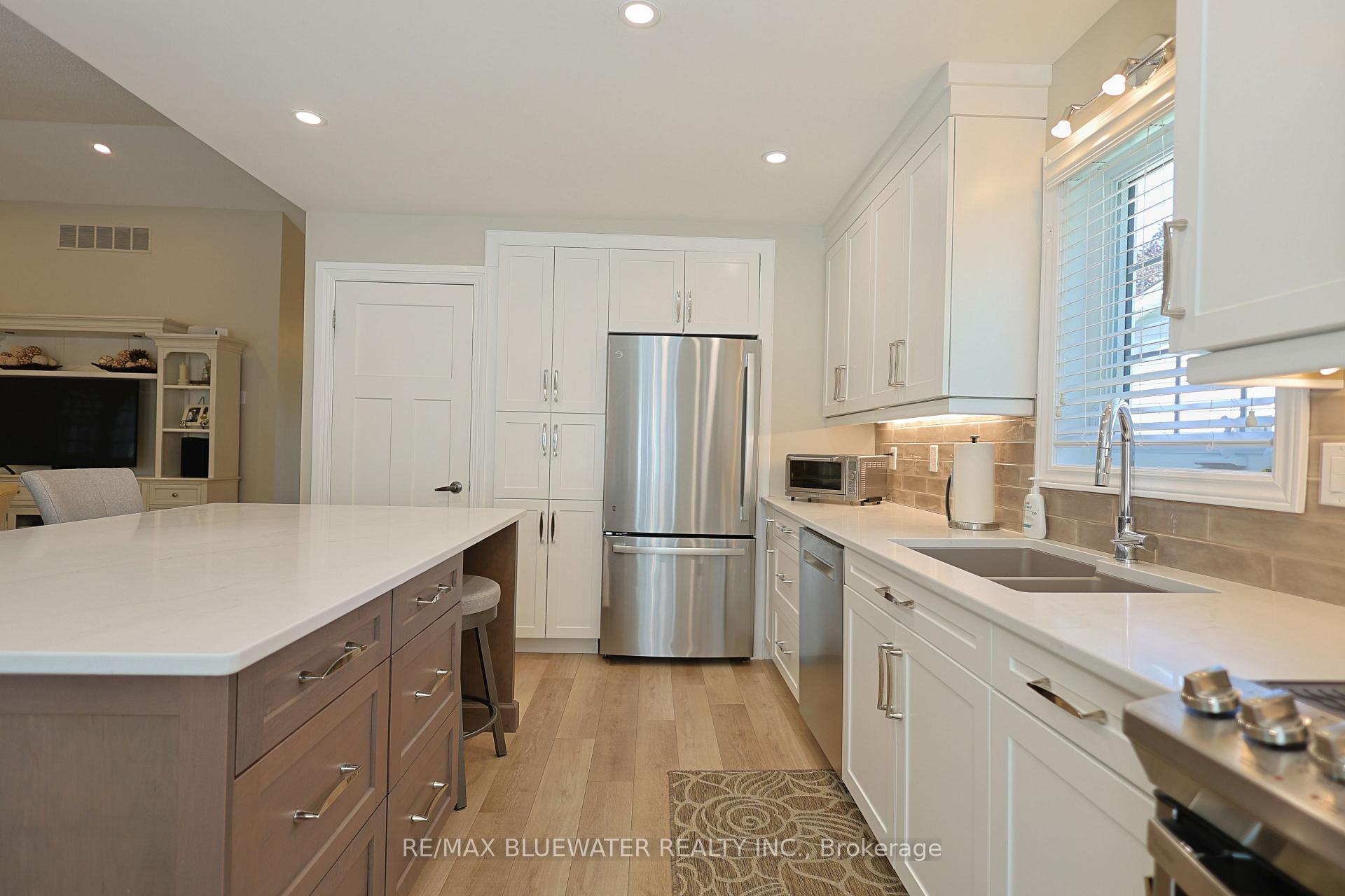 Photo 22 of 353 Shannon Boulevard, South Huron, Stephen — HOMEH