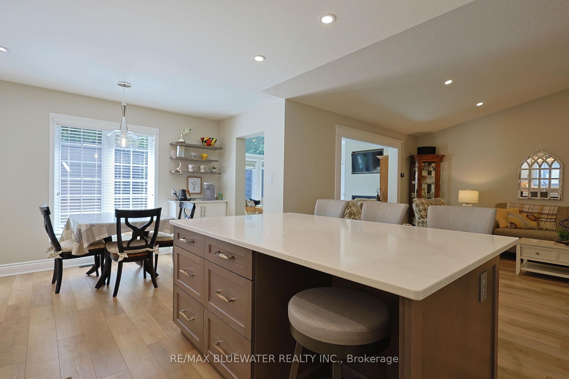 Photo 23 of 353 Shannon Boulevard, South Huron, Stephen — HOMEH