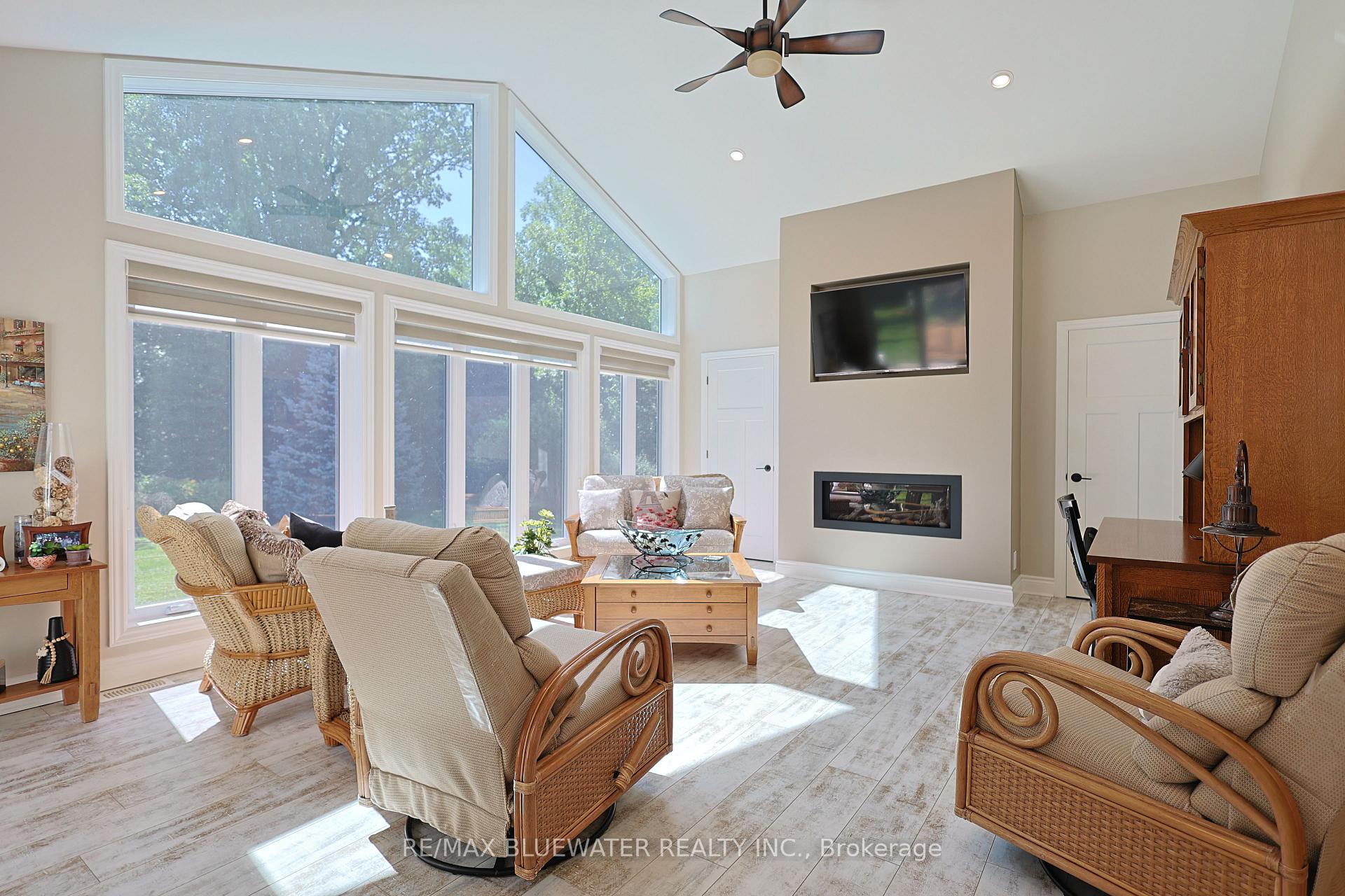 Photo 25 of 353 Shannon Boulevard, South Huron, Stephen — HOMEH