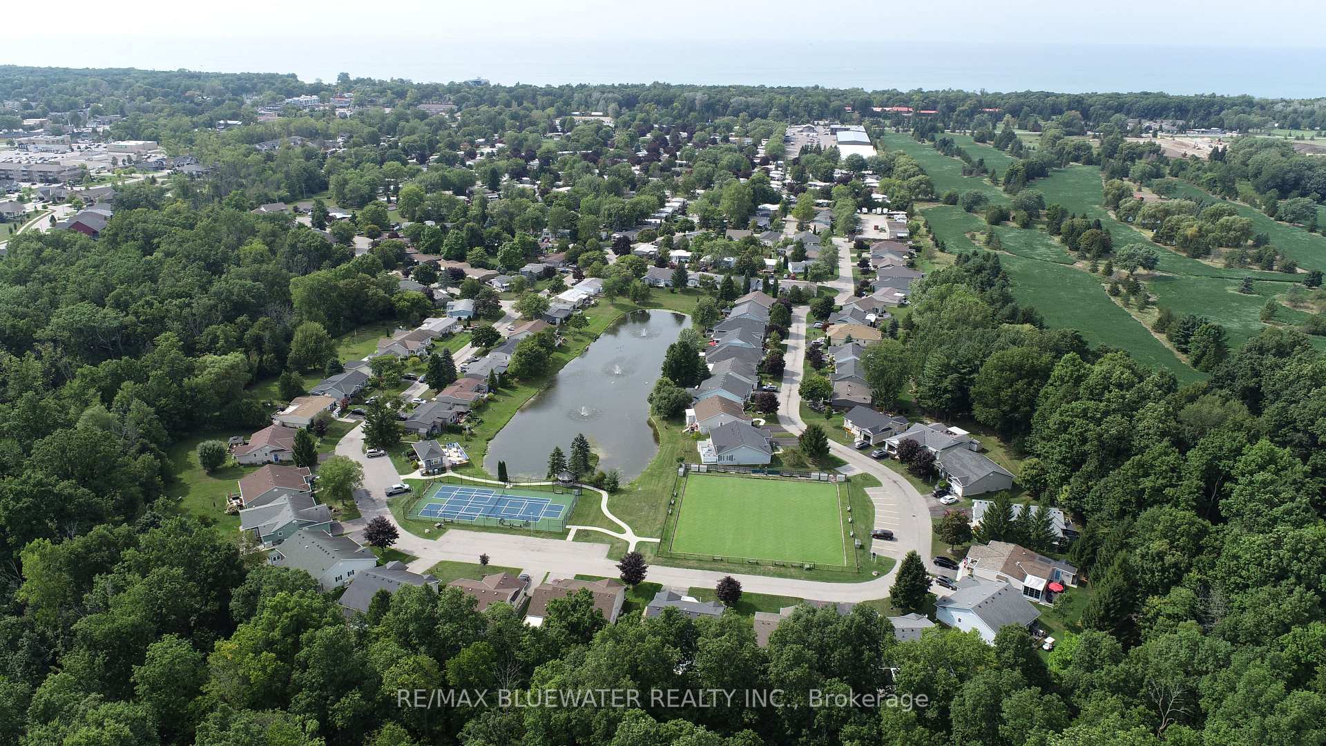 Photo 47 of 353 Shannon Boulevard, South Huron, Stephen — HOMEH