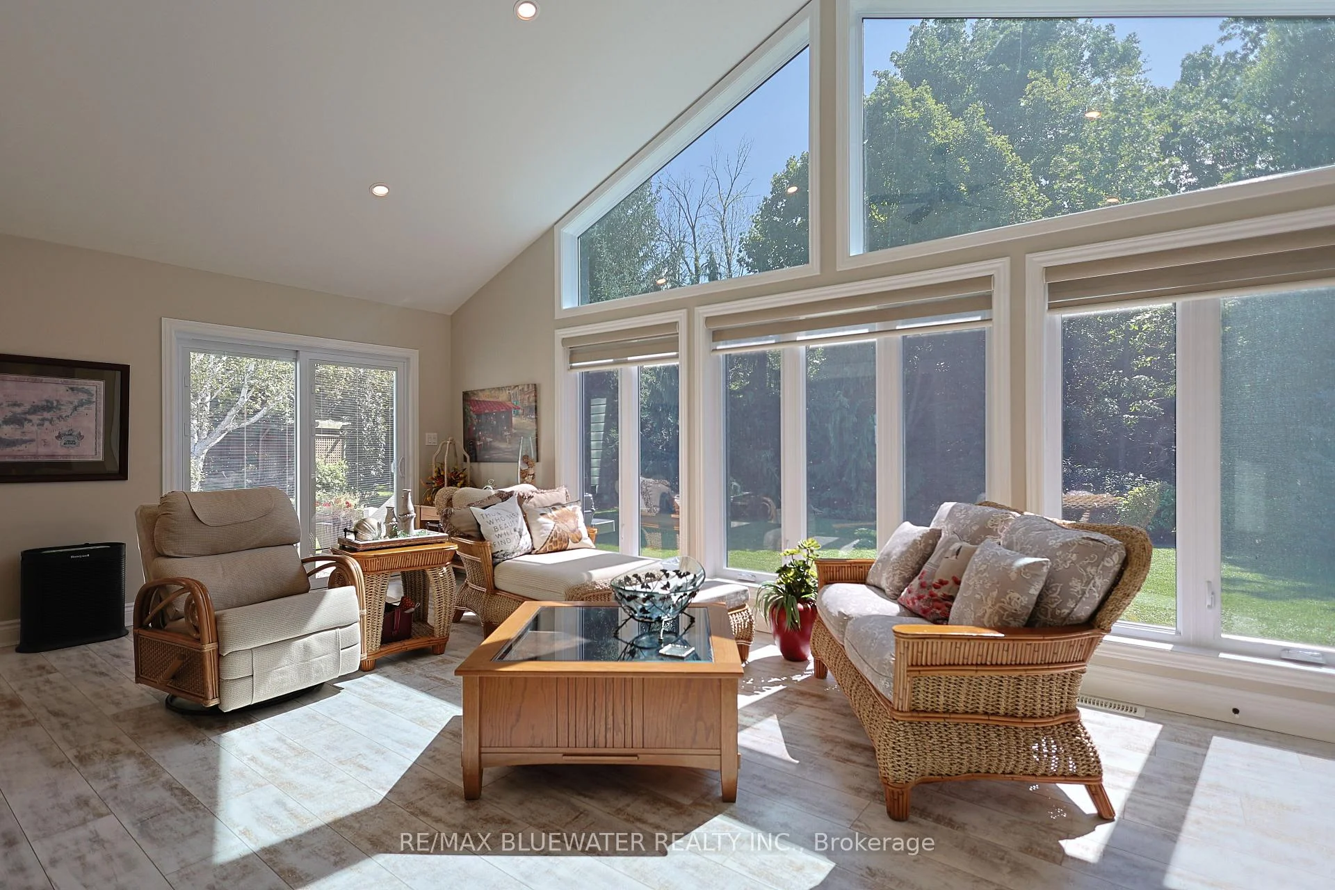 Photo 52 of 353 Shannon Boulevard, South Huron, Stephen — HOMEH