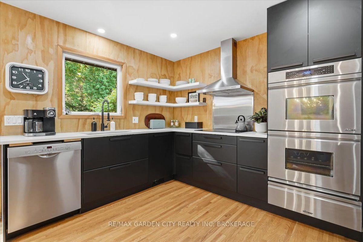 Photo 14 of 16 Pinecrest Court, Pelham, Fonthill — HOMEH