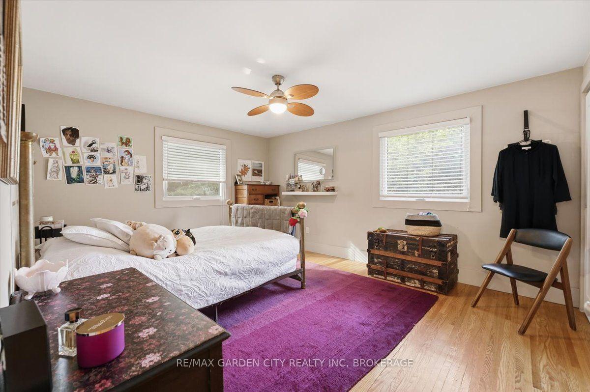 Photo 24 of 16 Pinecrest Court, Pelham, Fonthill — HOMEH