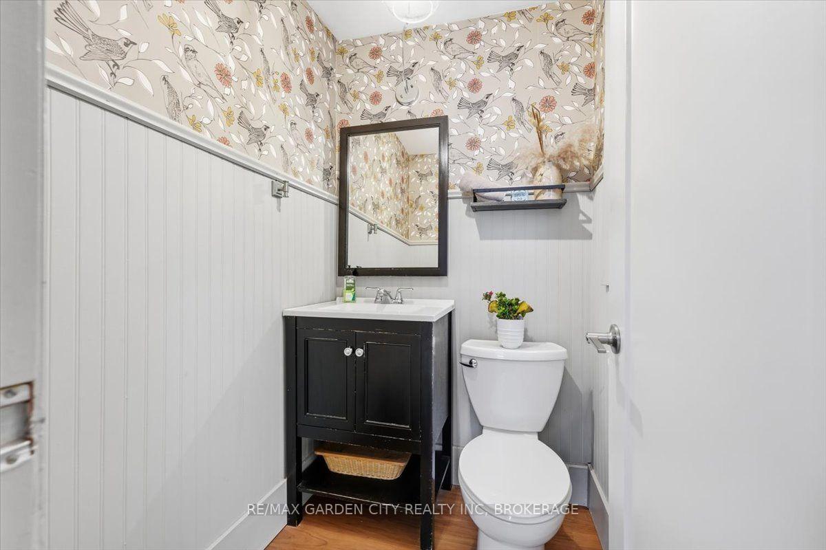 Photo 31 of 16 Pinecrest Court, Pelham, Fonthill — HOMEH