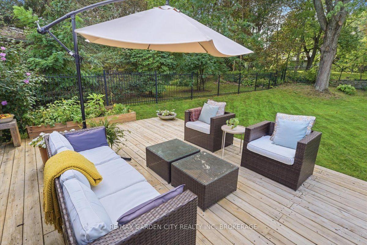 Photo 37 of 16 Pinecrest Court, Pelham, Fonthill — HOMEH