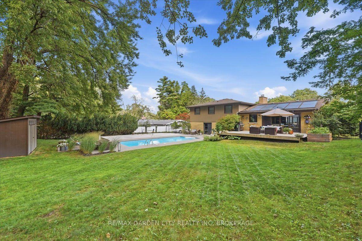 Photo 41 of 16 Pinecrest Court, Pelham, Fonthill — HOMEH