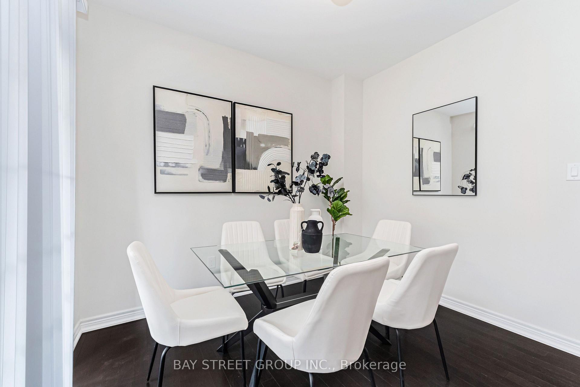 Photo 19 of 53 Fruitvale Circle, Brampton, Northwest Brampton — HOMEH