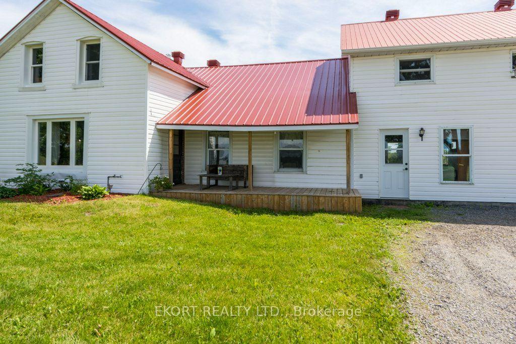 Photo 3 of 272 Coutts Road, Stirling-Rawdon, Rawdon Ward — HOMEH