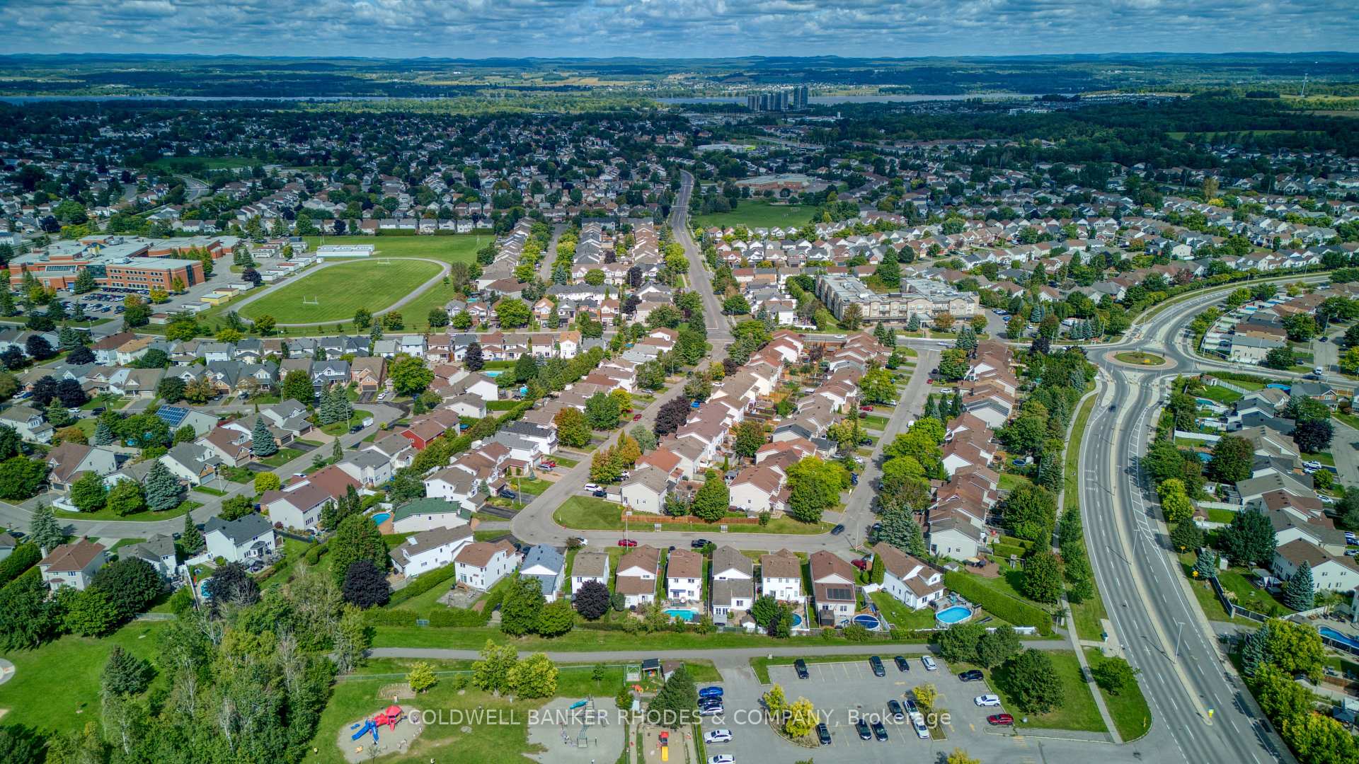Photo 34 of 1859 Hennessy Crescent, Ottawa, Fallingbrook/Gardenway South — HOMEH