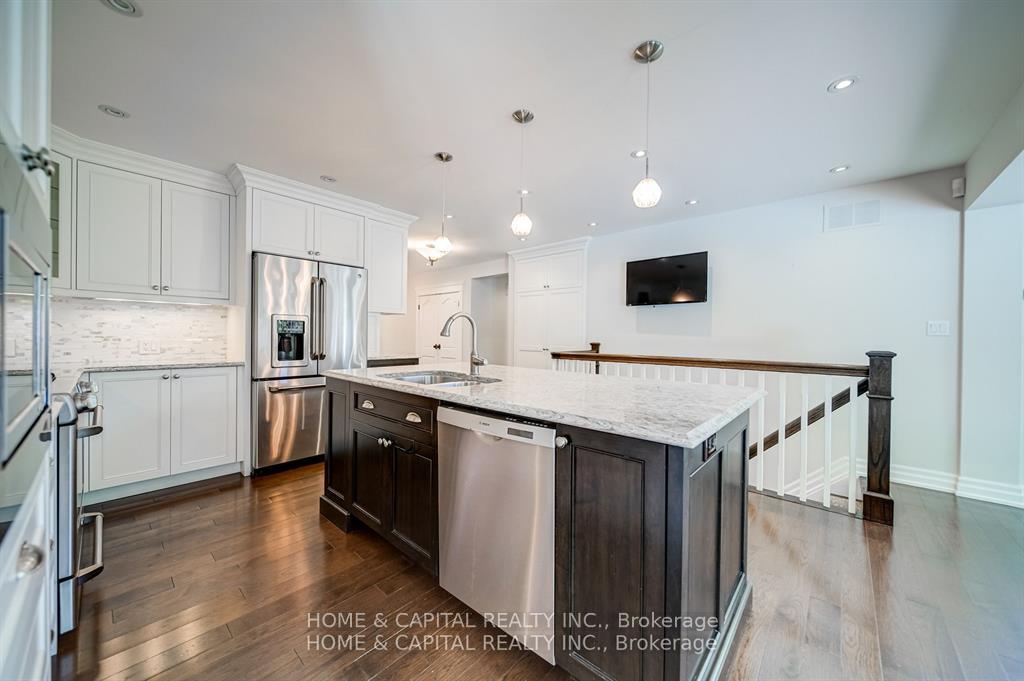 Photo 15 of 2043 Malbrook Road, Oakville, Ford — HOMEH