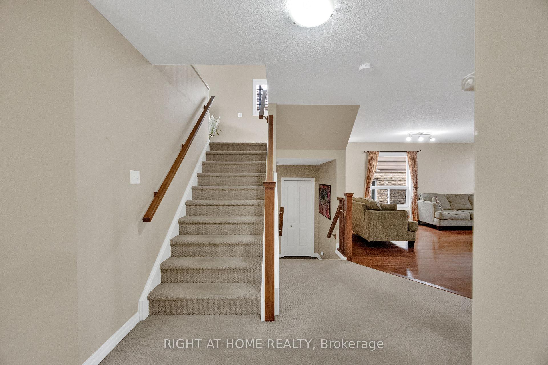 Photo 18 of 3184 Pomeroy Lane, London, South V — HOMEH