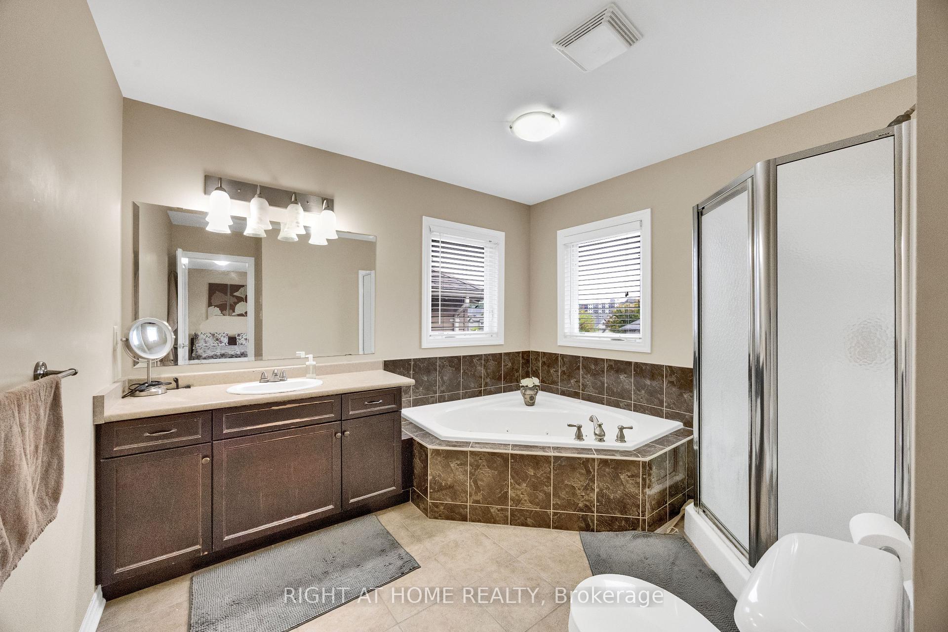 Photo 26 of 3184 Pomeroy Lane, London, South V — HOMEH