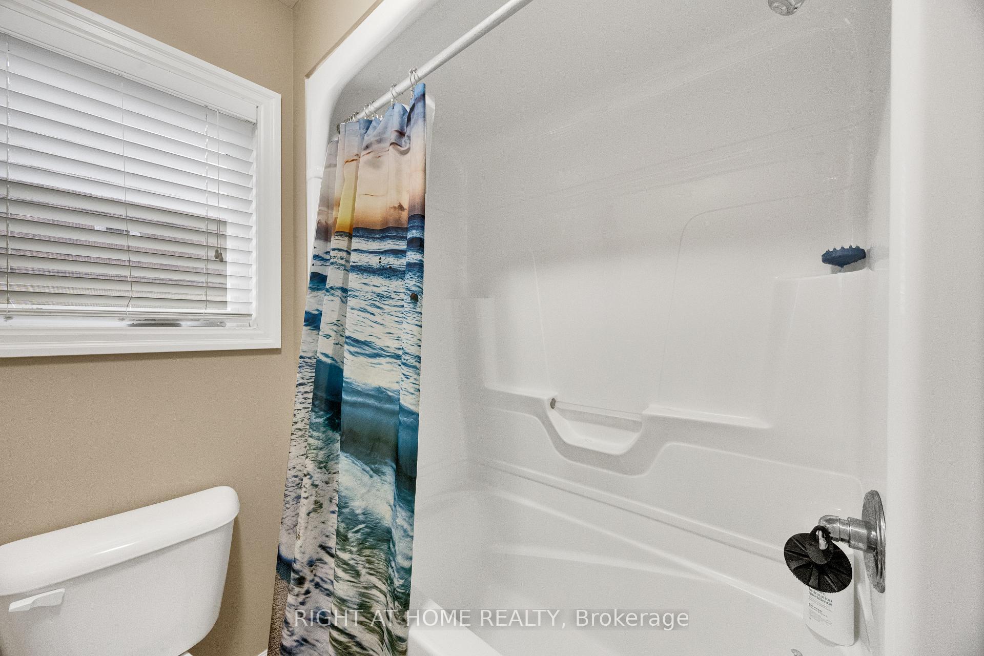 Photo 32 of 3184 Pomeroy Lane, London, South V — HOMEH