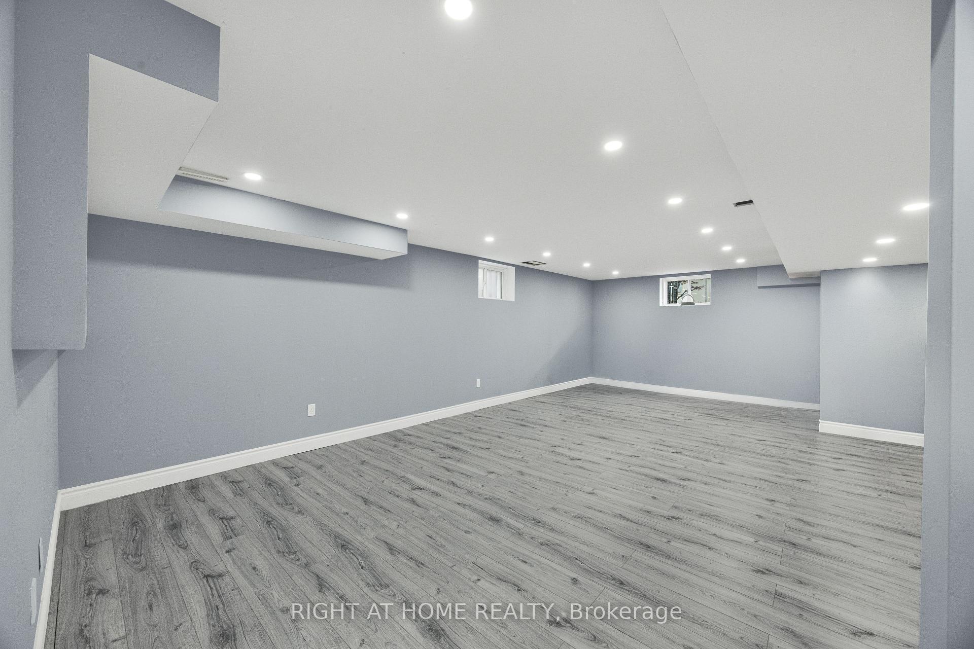 Photo 37 of 3184 Pomeroy Lane, London, South V — HOMEH