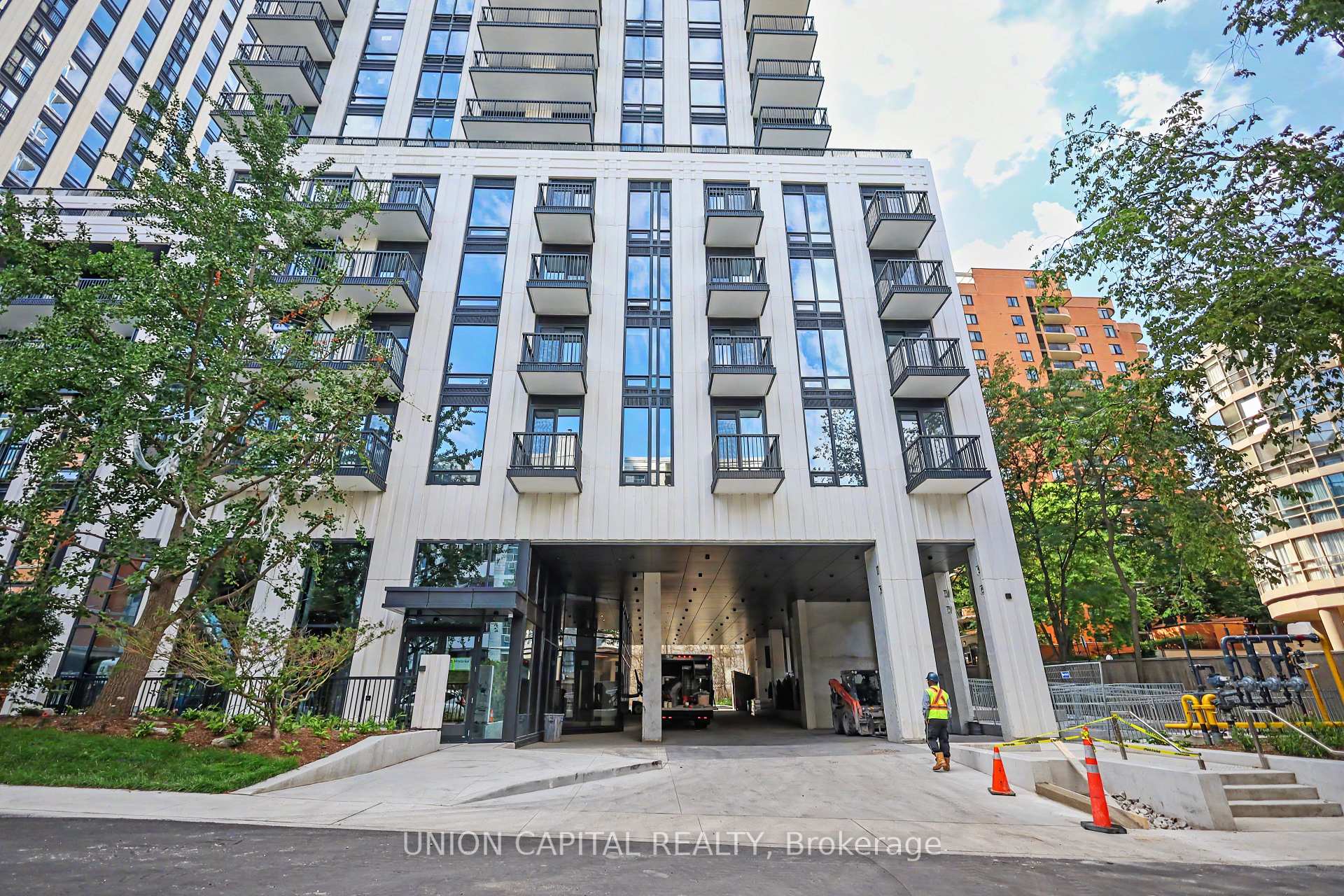 Photo 2 of Unit 1508, 91 Montclair Avenue, Toronto, Forest Hill South — HOMEH