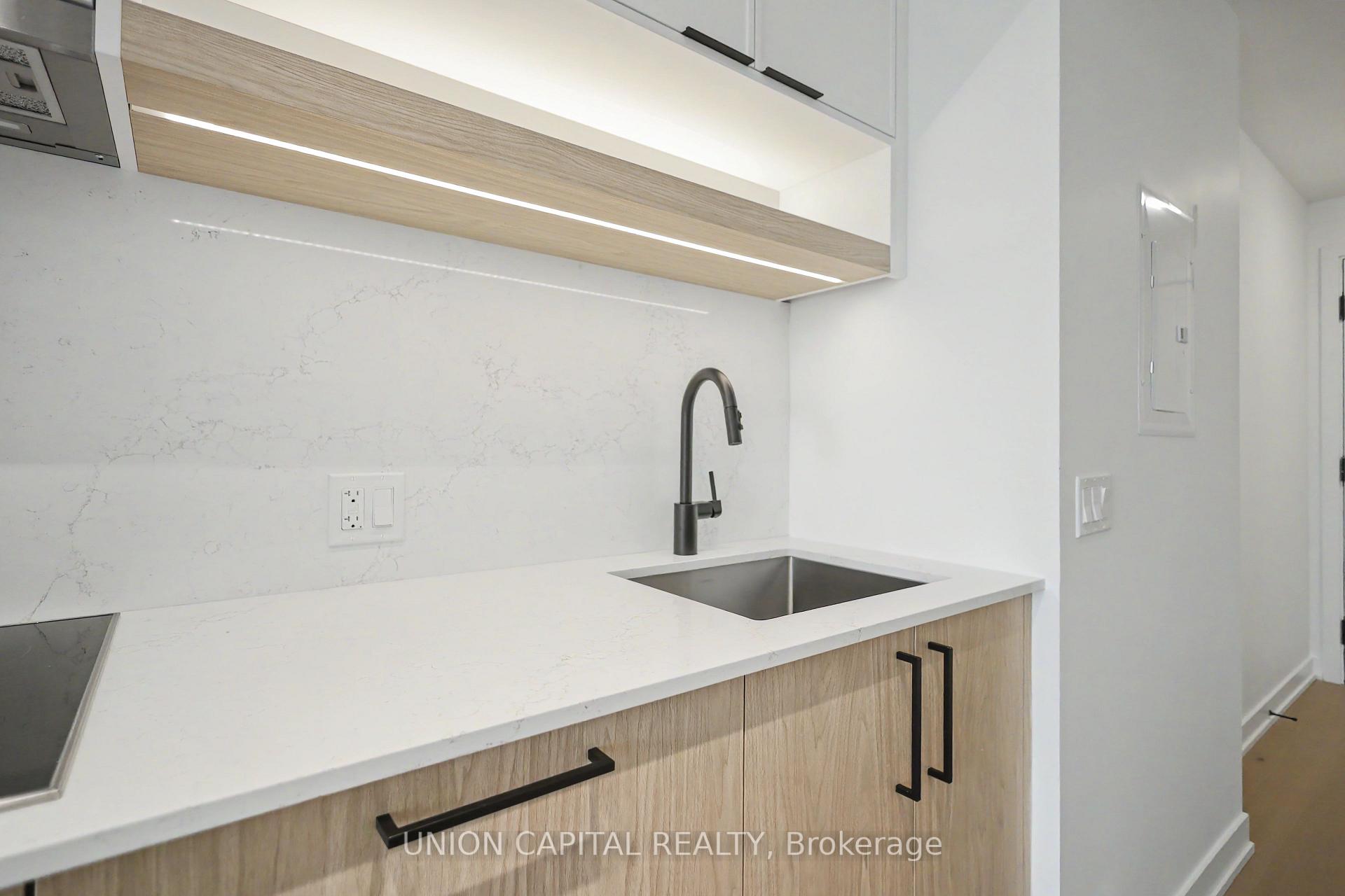 Photo 9 of Unit 1508, 91 Montclair Avenue, Toronto, Forest Hill South — HOMEH
