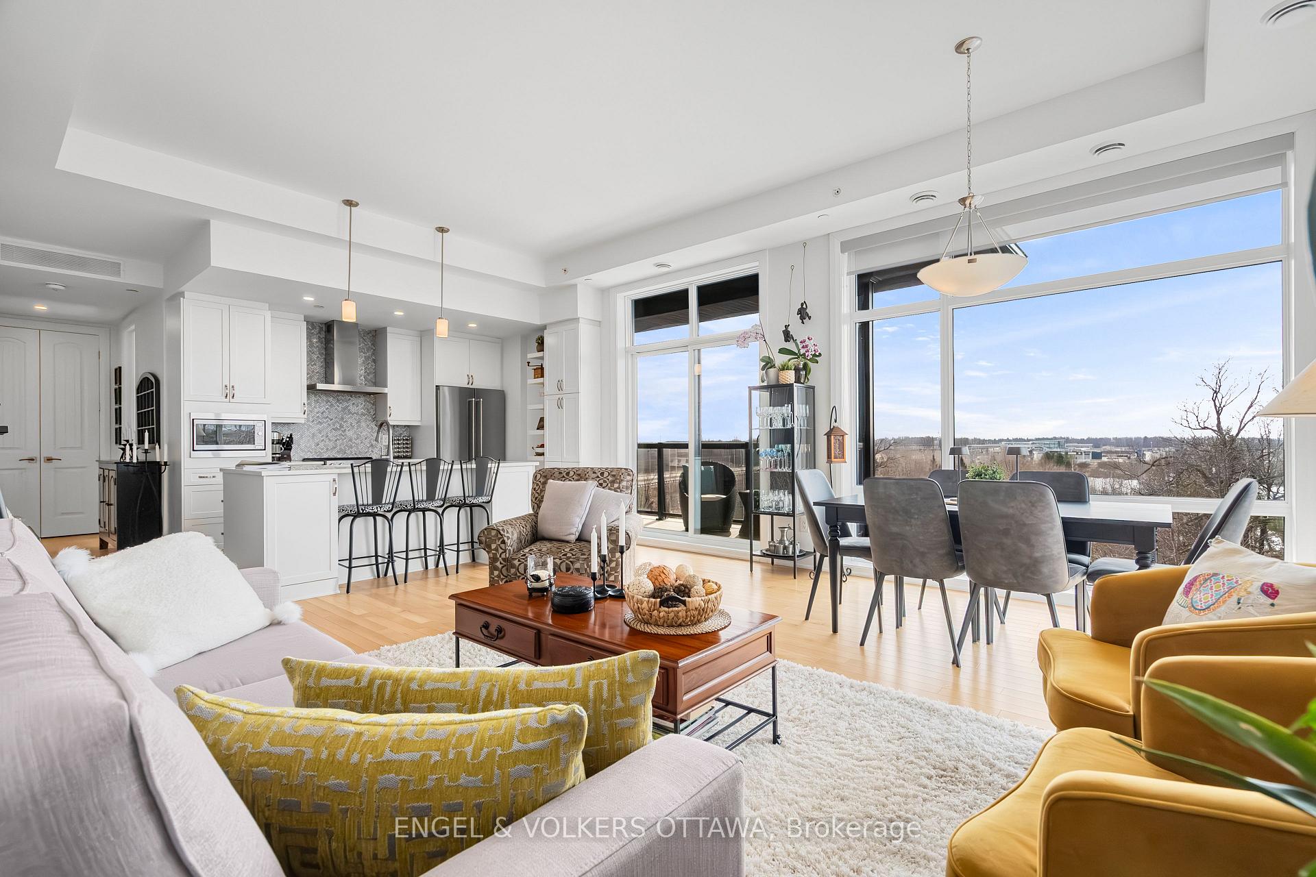 Photo 15 of Unit 402, 110 Cortile Private, Ottawa, Riverside South/Gloucester Glen — HOMEH