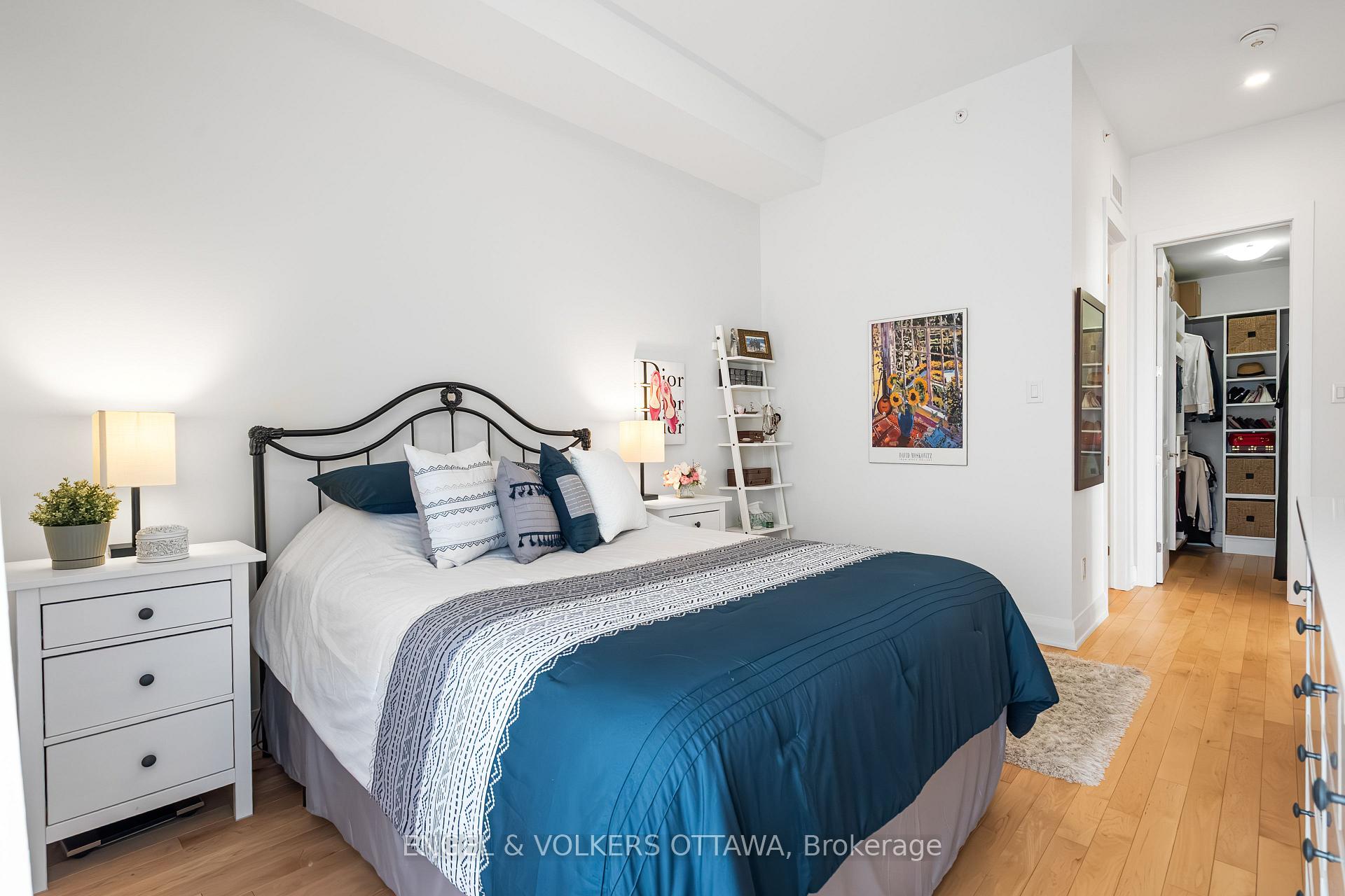Photo 17 of Unit 402, 110 Cortile Private, Ottawa, Riverside South/Gloucester Glen — HOMEH