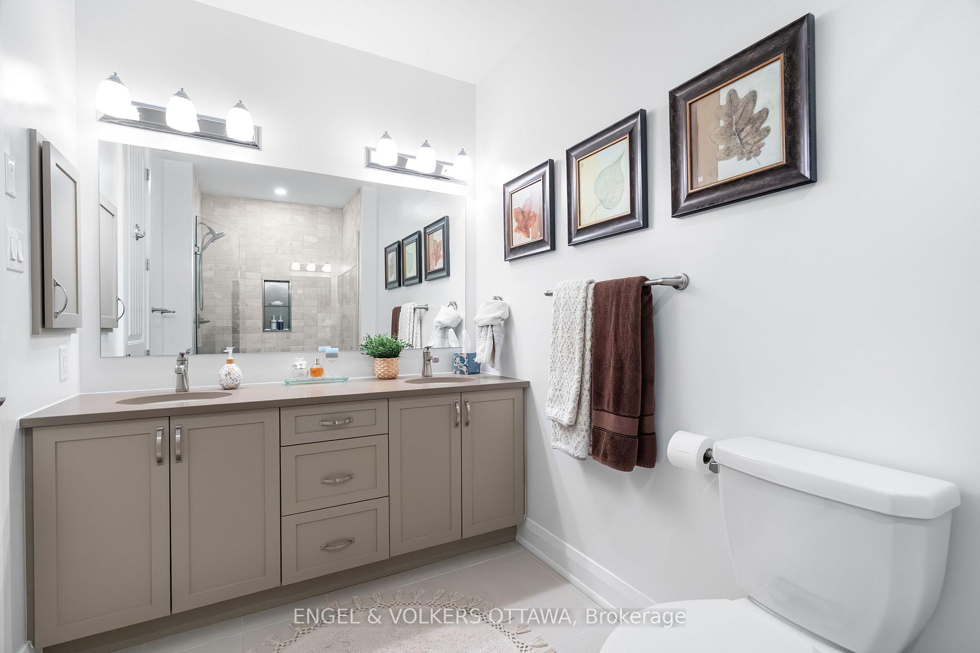 Photo 18 of Unit 402, 110 Cortile Private, Ottawa, Riverside South/Gloucester Glen — HOMEH