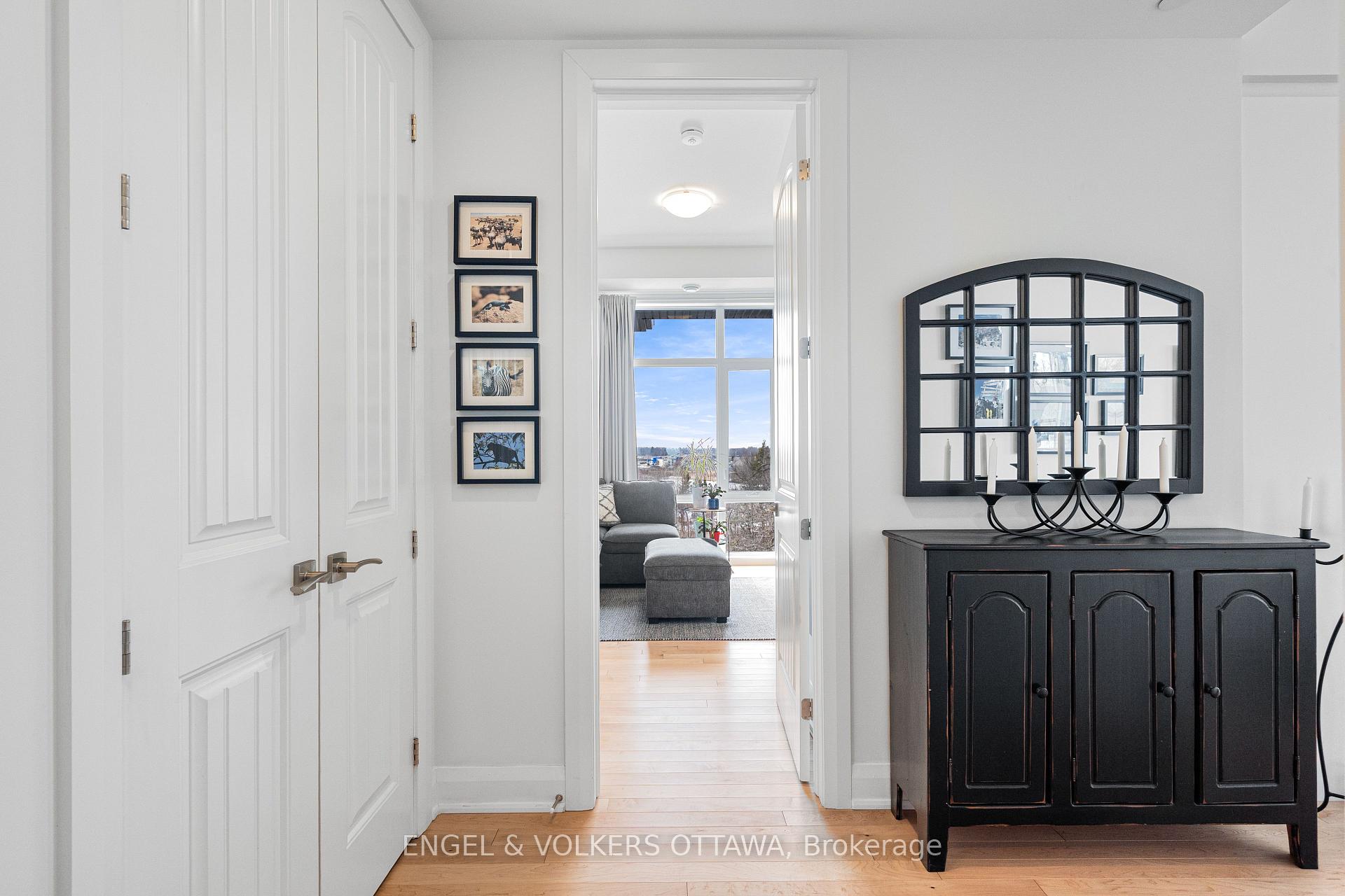 Photo 22 of Unit 402, 110 Cortile Private, Ottawa, Riverside South/Gloucester Glen — HOMEH