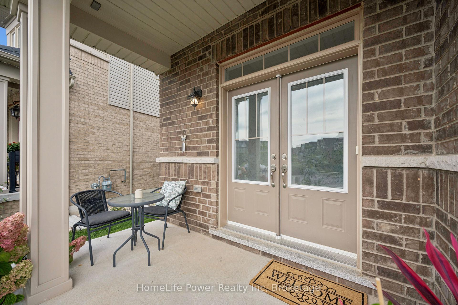 Photo 7 of 54 Elliot Avenue E, Centre Wellington, Fergus — HOMEH