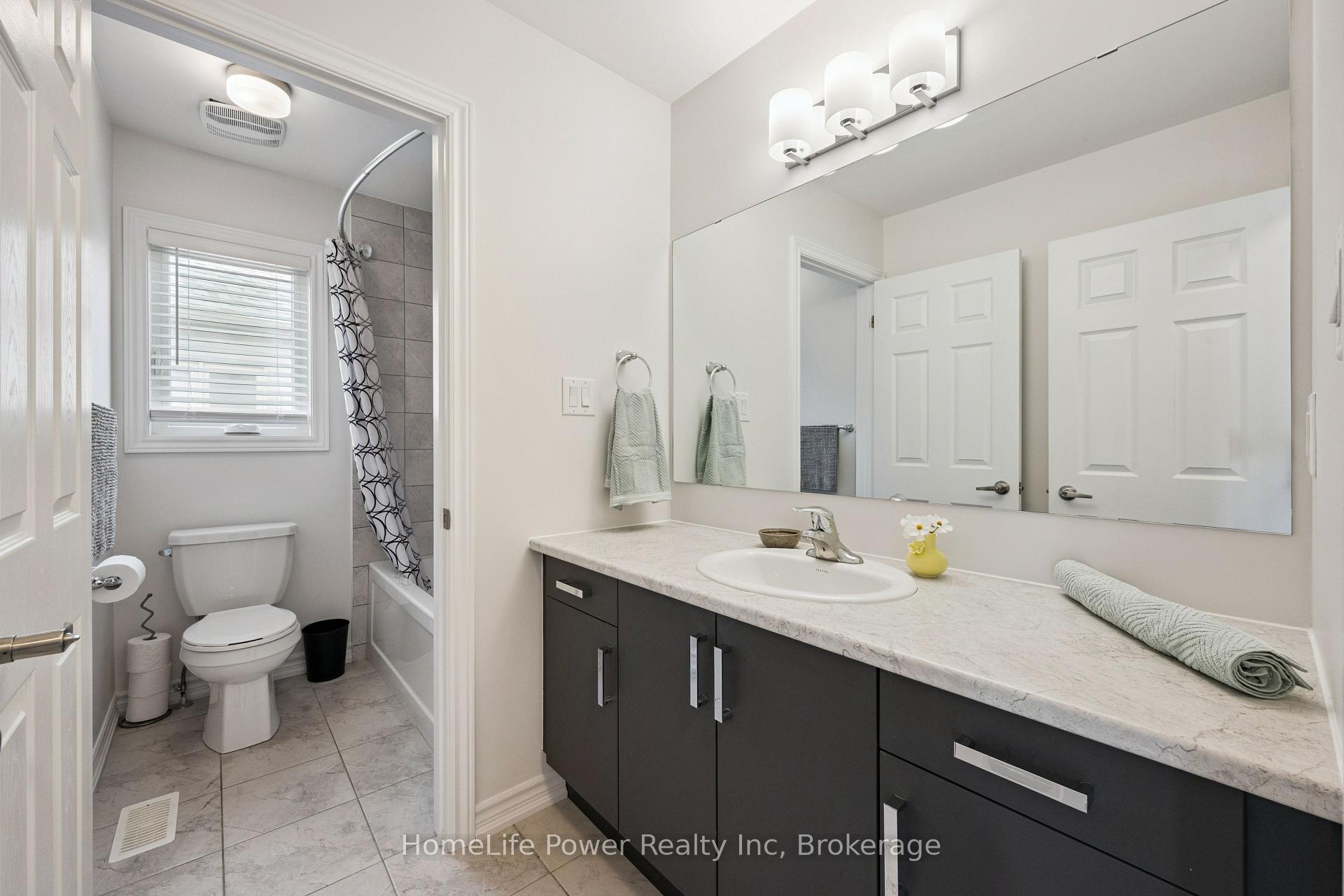 Photo 28 of 54 Elliot Avenue E, Centre Wellington, Fergus — HOMEH