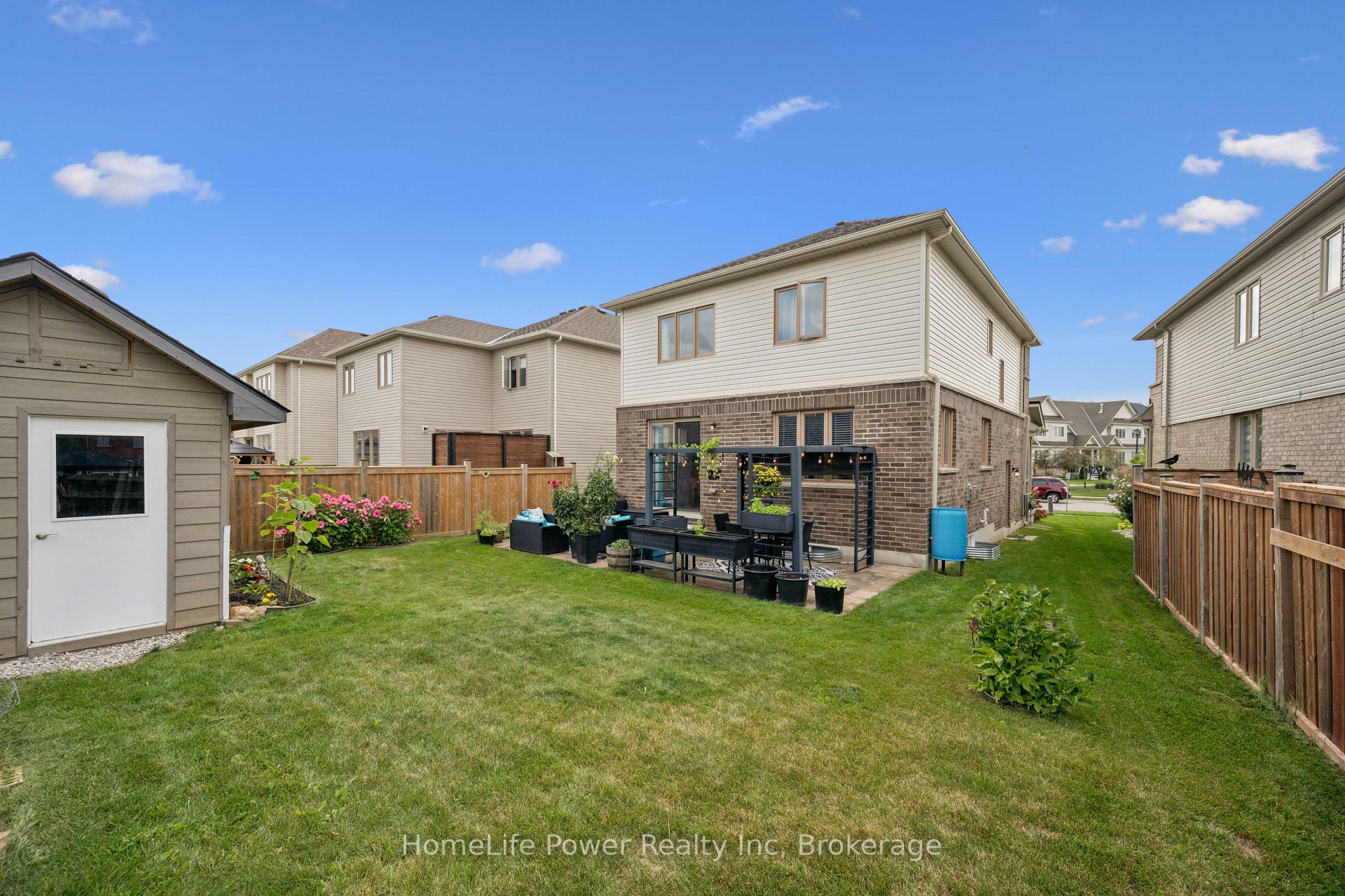 Photo 35 of 54 Elliot Avenue E, Centre Wellington, Fergus — HOMEH