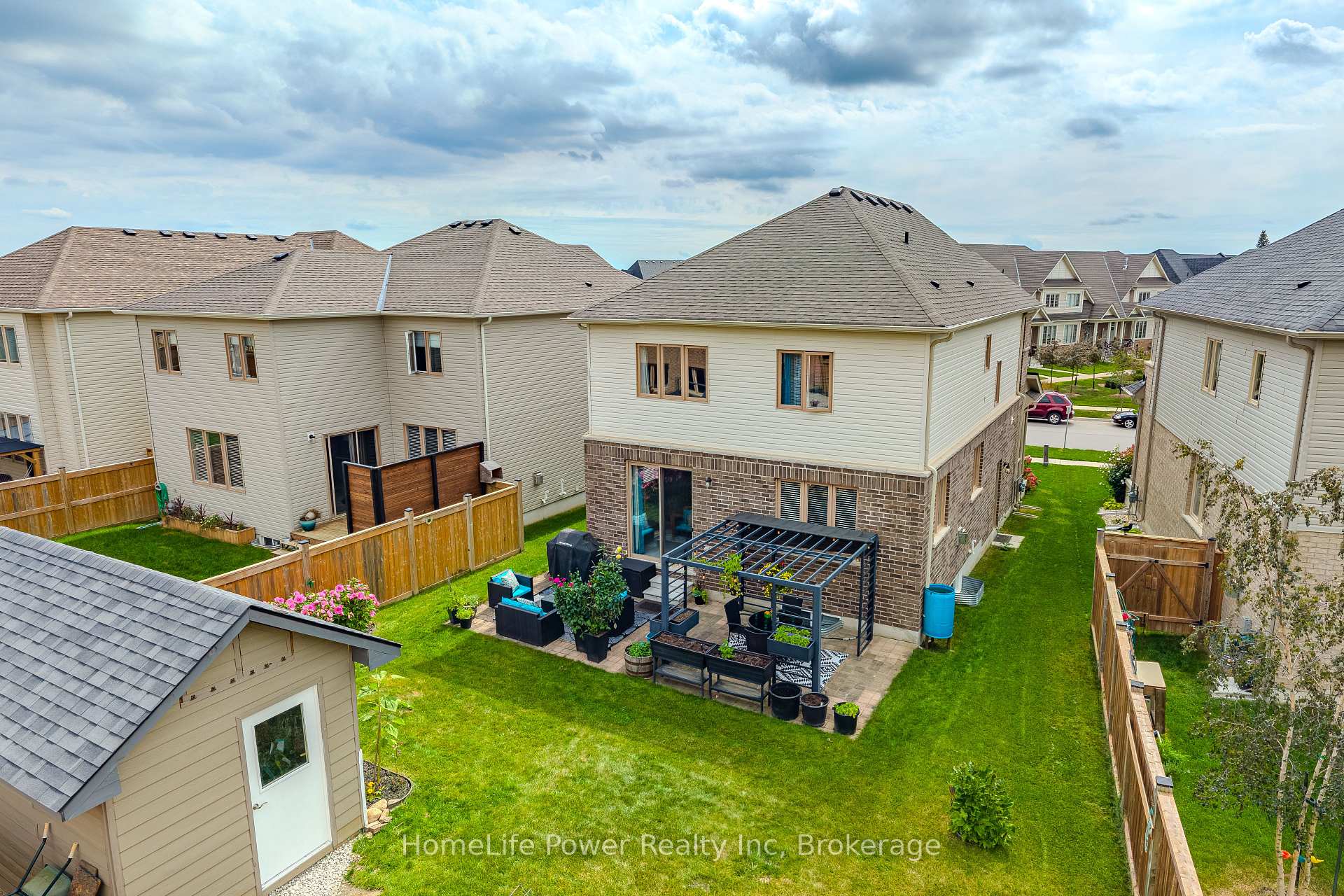 Photo 44 of 54 Elliot Avenue E, Centre Wellington, Fergus — HOMEH