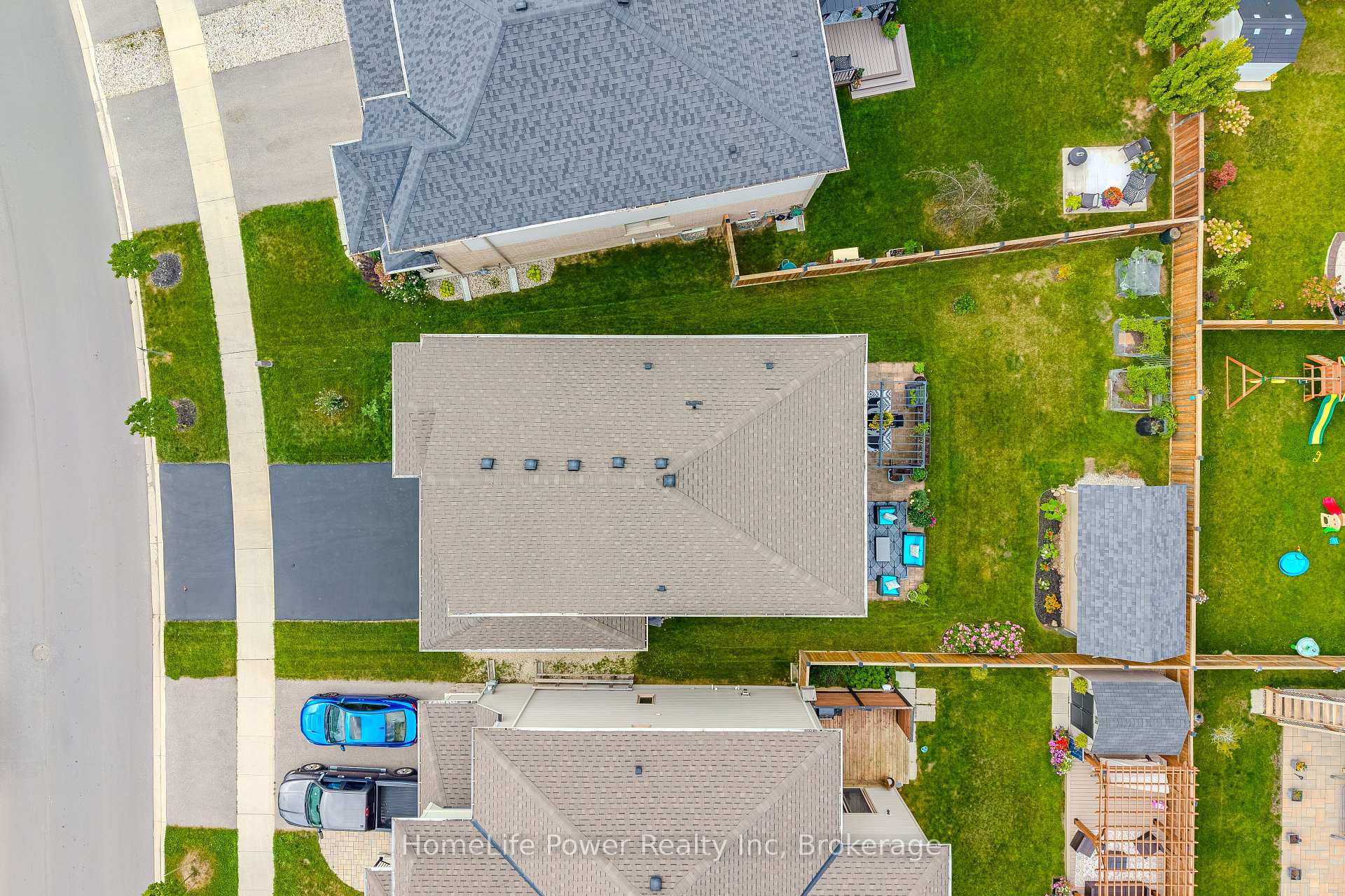 Photo 45 of 54 Elliot Avenue E, Centre Wellington, Fergus — HOMEH