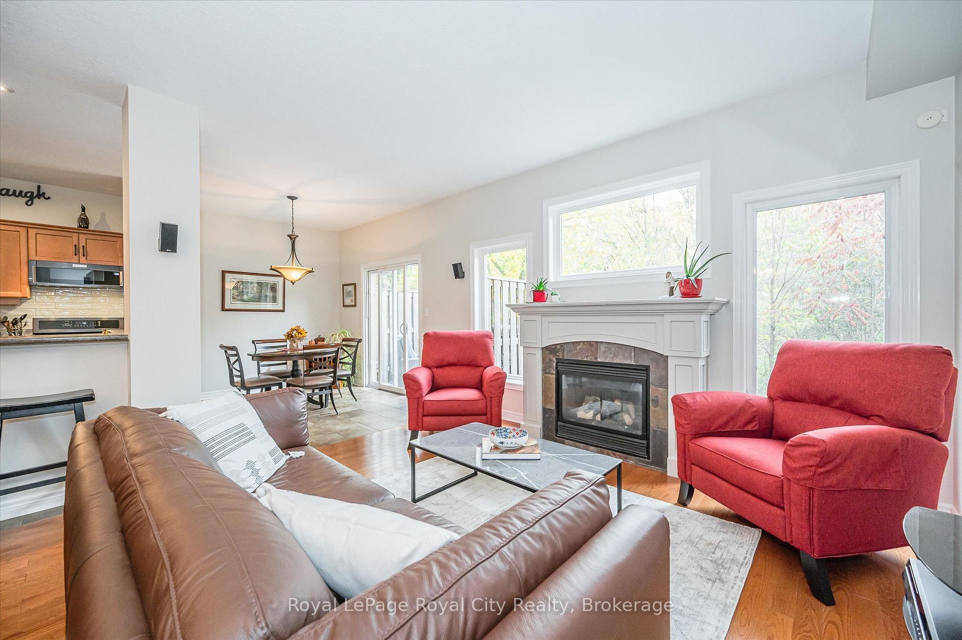 Photo 9 of Unit 10, 755 Willow Road, Guelph, Willow West/Sugarbush/West Acres — HOMEH