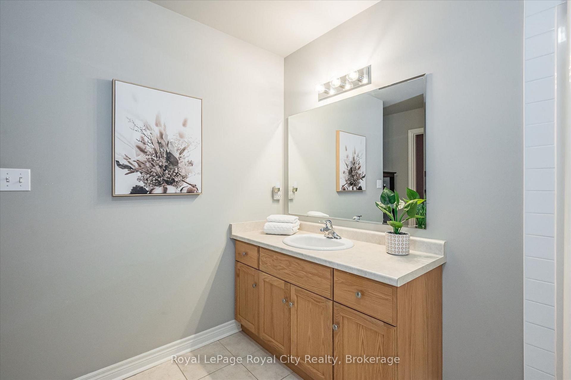 Photo 29 of Unit 10, 755 Willow Road, Guelph, Willow West/Sugarbush/West Acres — HOMEH
