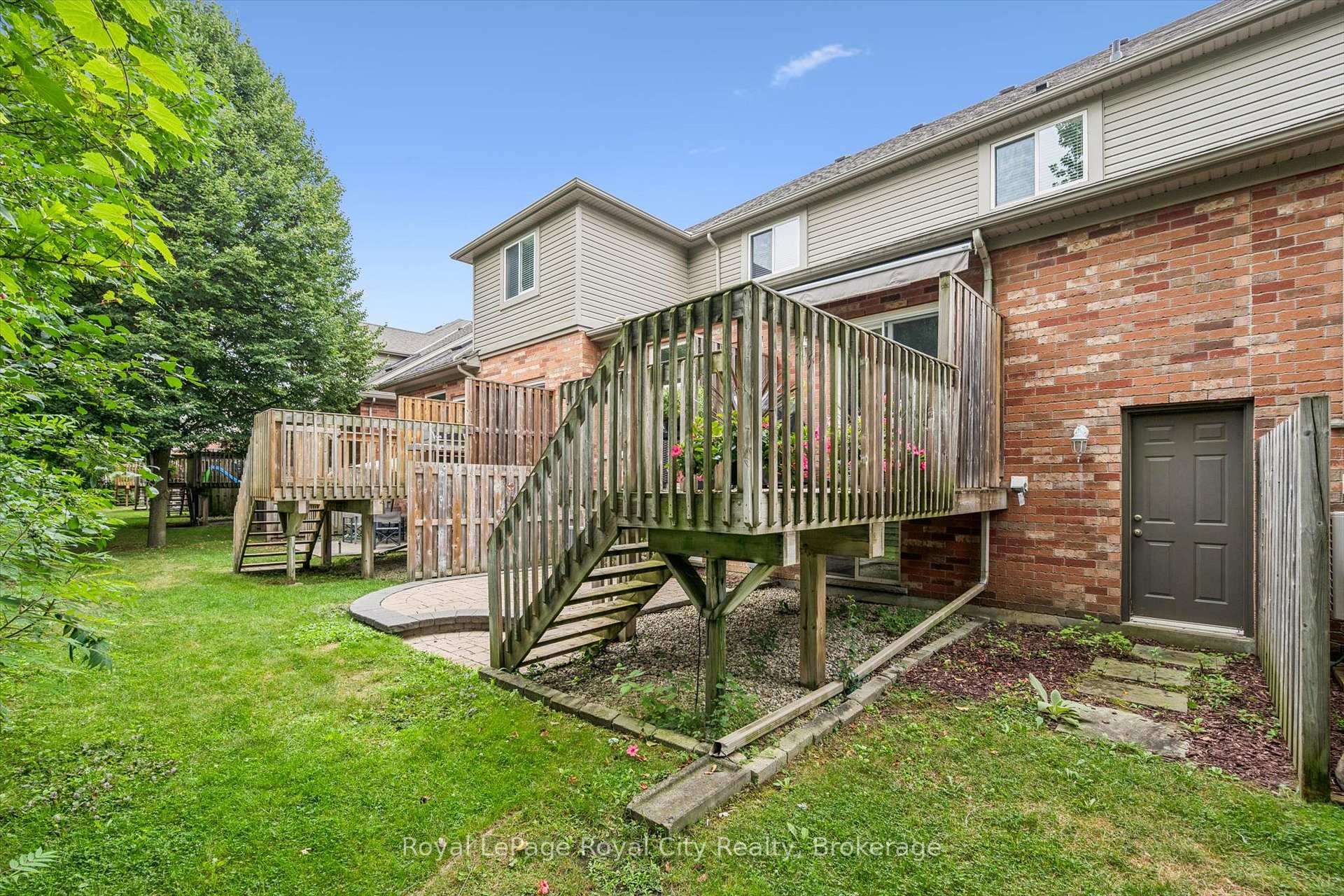 Photo 48 of Unit 10, 755 Willow Road, Guelph, Willow West/Sugarbush/West Acres — HOMEH