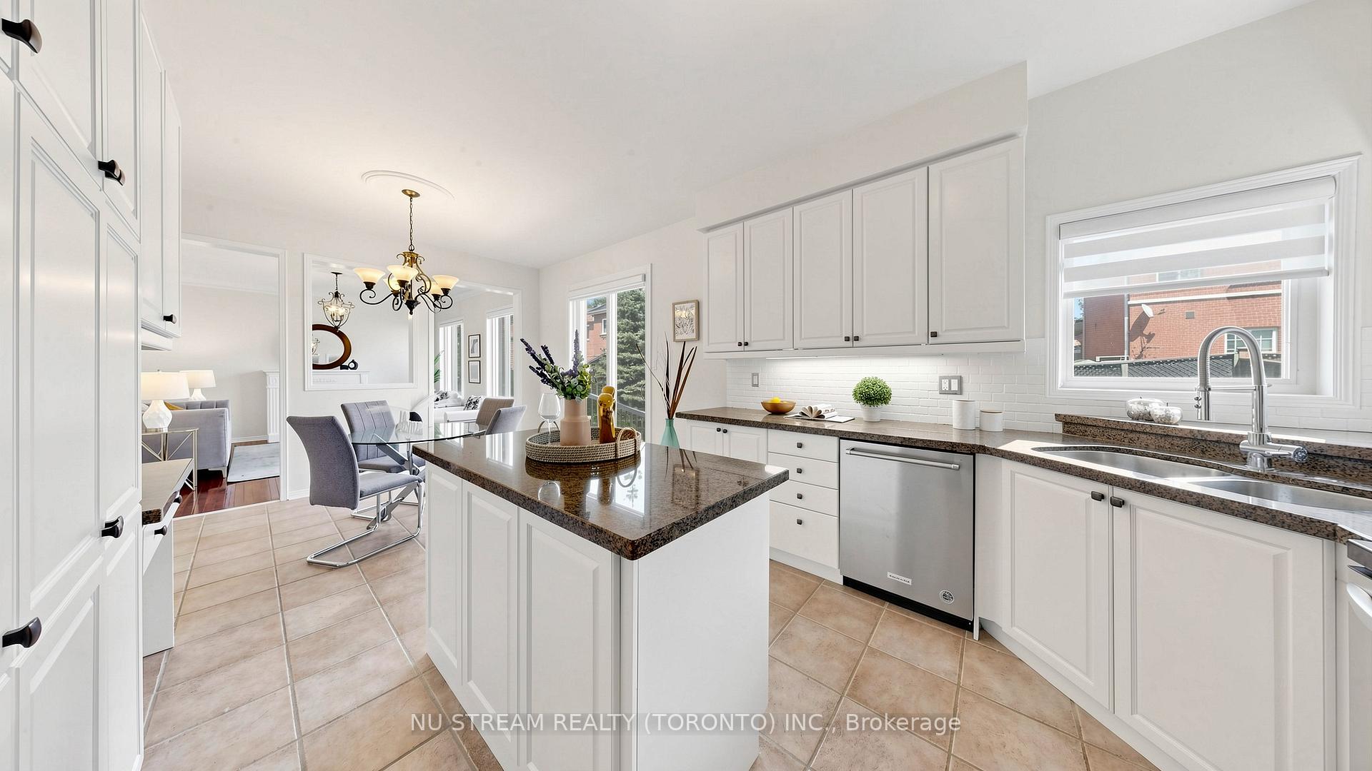 Photo 11 of 205 Fred Mclaren Boulevard, Markham, Wismer — HOMEH