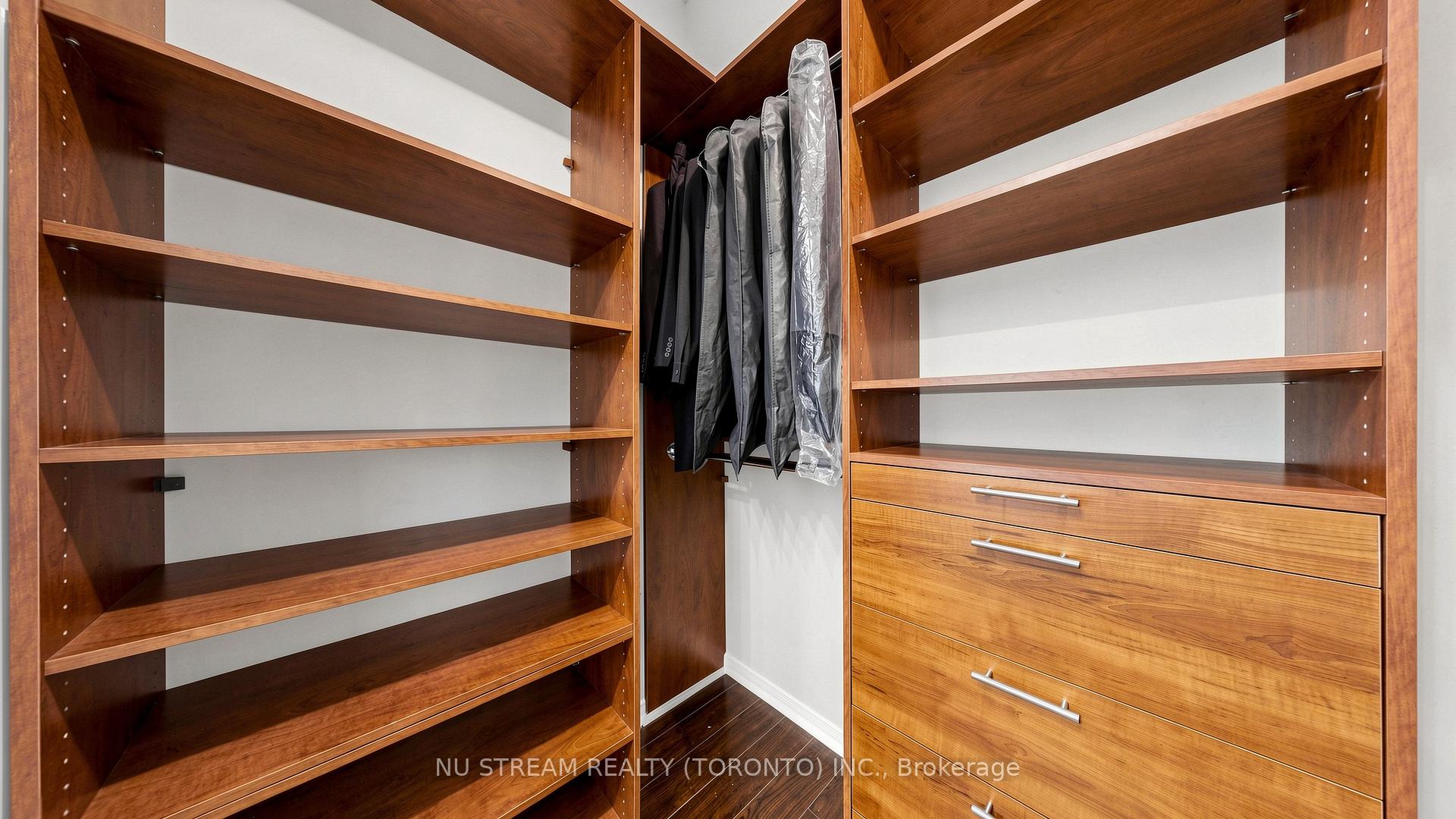Photo 24 of 205 Fred Mclaren Boulevard, Markham, Wismer — HOMEH