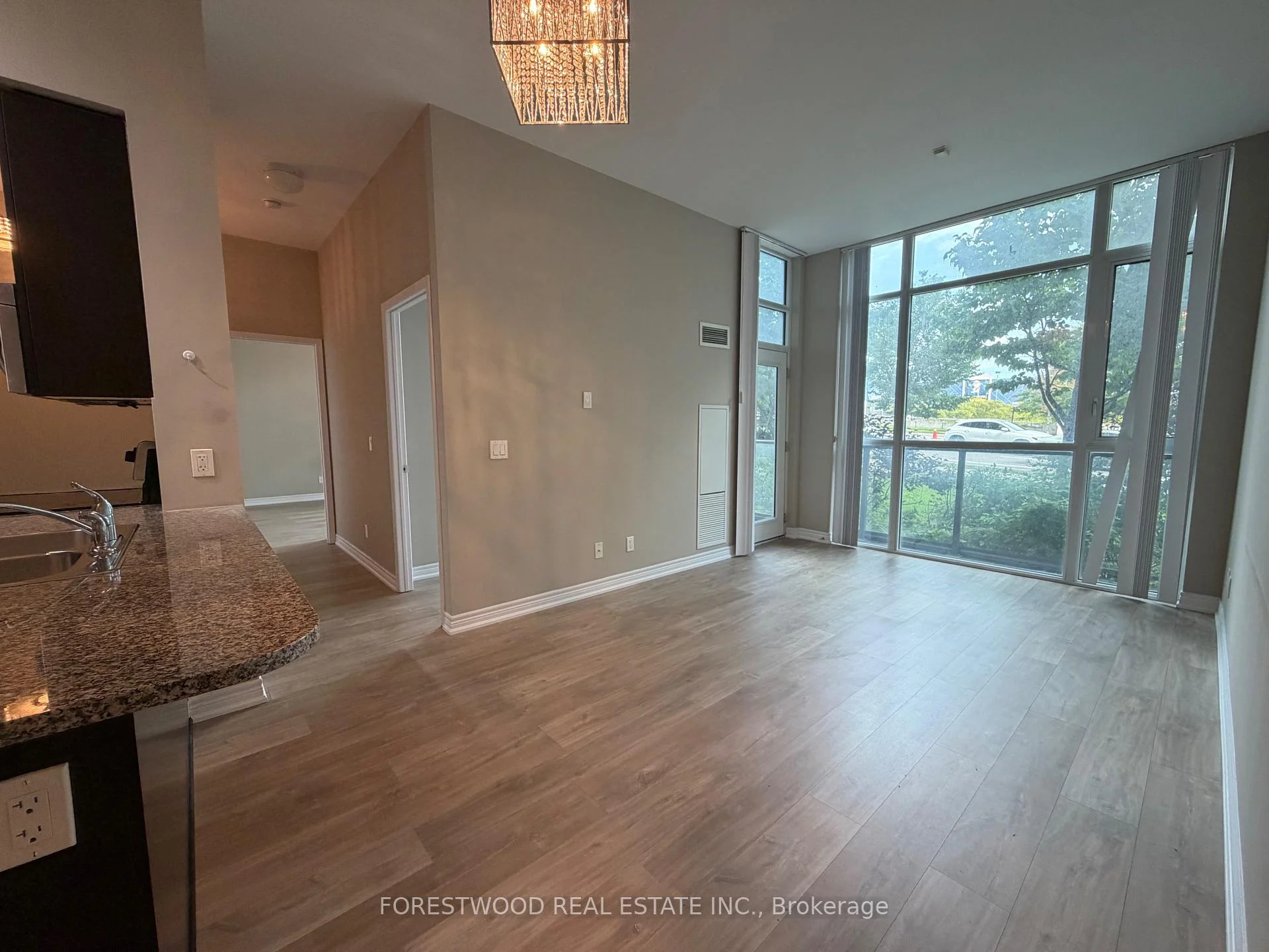 Photo 8 of Unit 101, 339 Rathburn Road W, Mississauga, City Centre — HOMEH