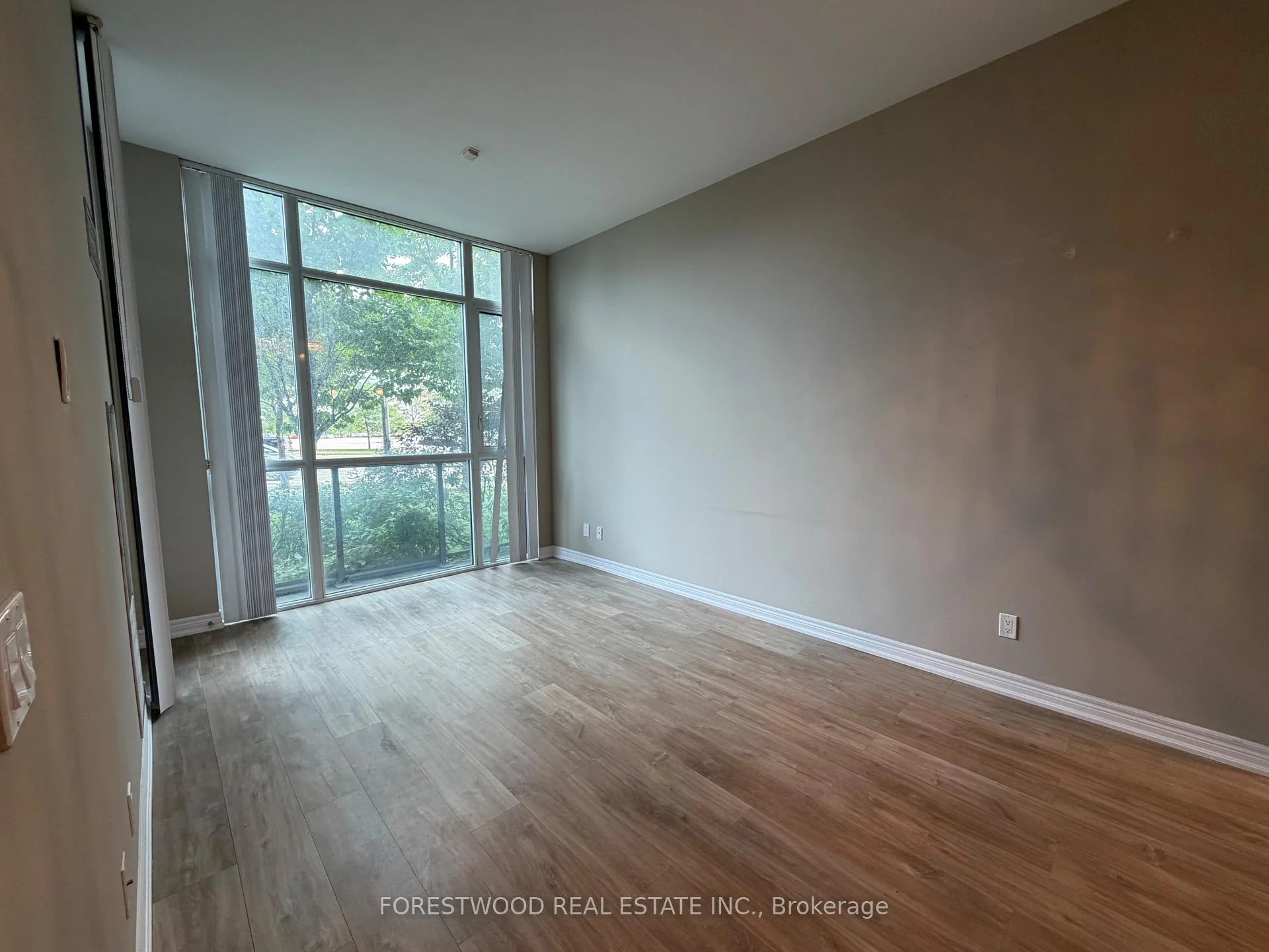 Photo 9 of Unit 101, 339 Rathburn Road W, Mississauga, City Centre — HOMEH